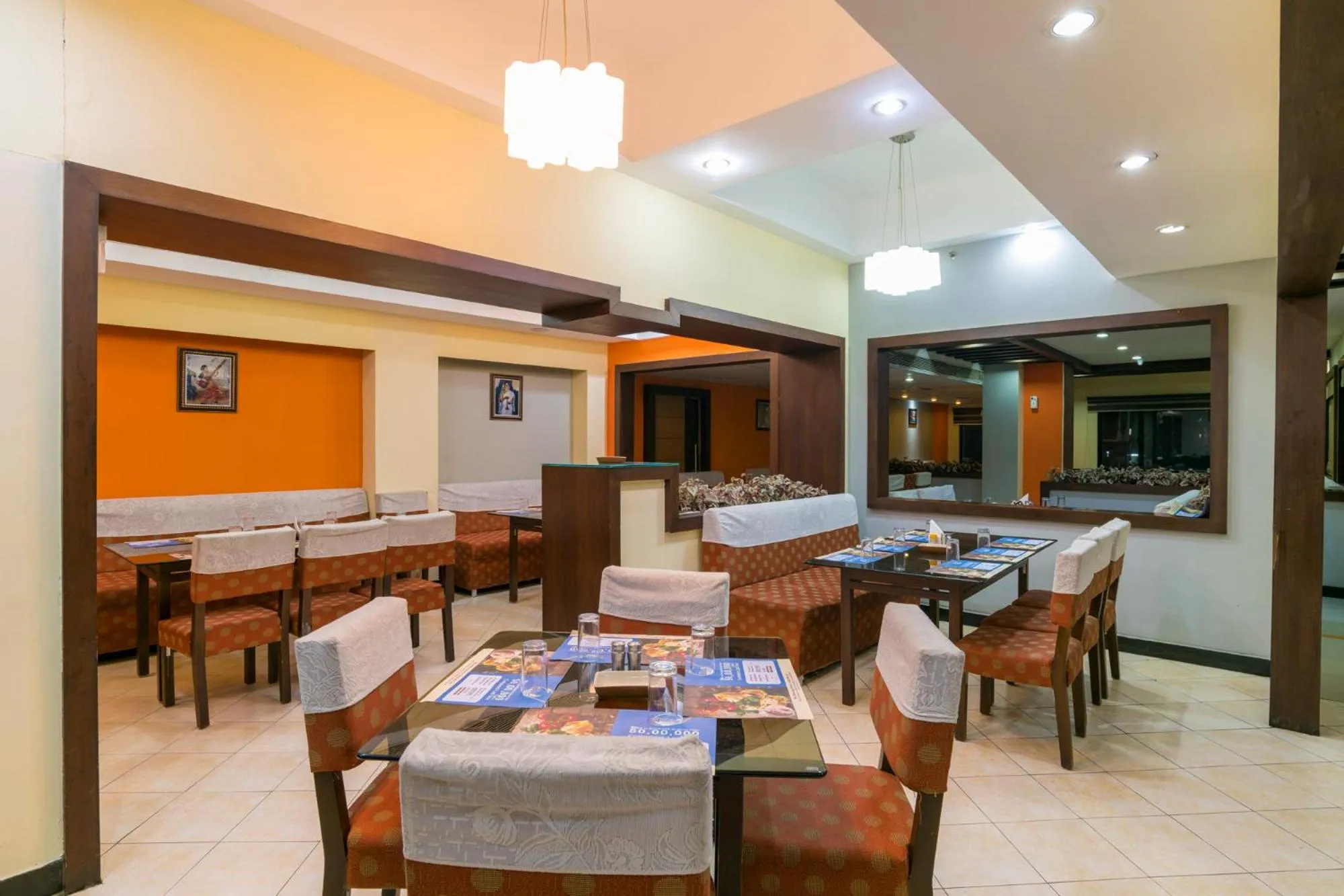 Restaurant/places to eat in IMA House