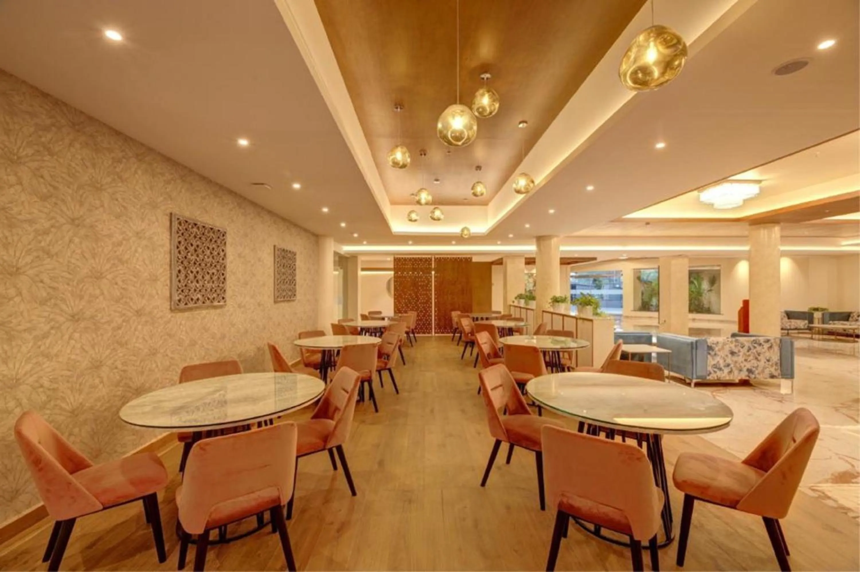 Restaurant/places to eat in IMA House