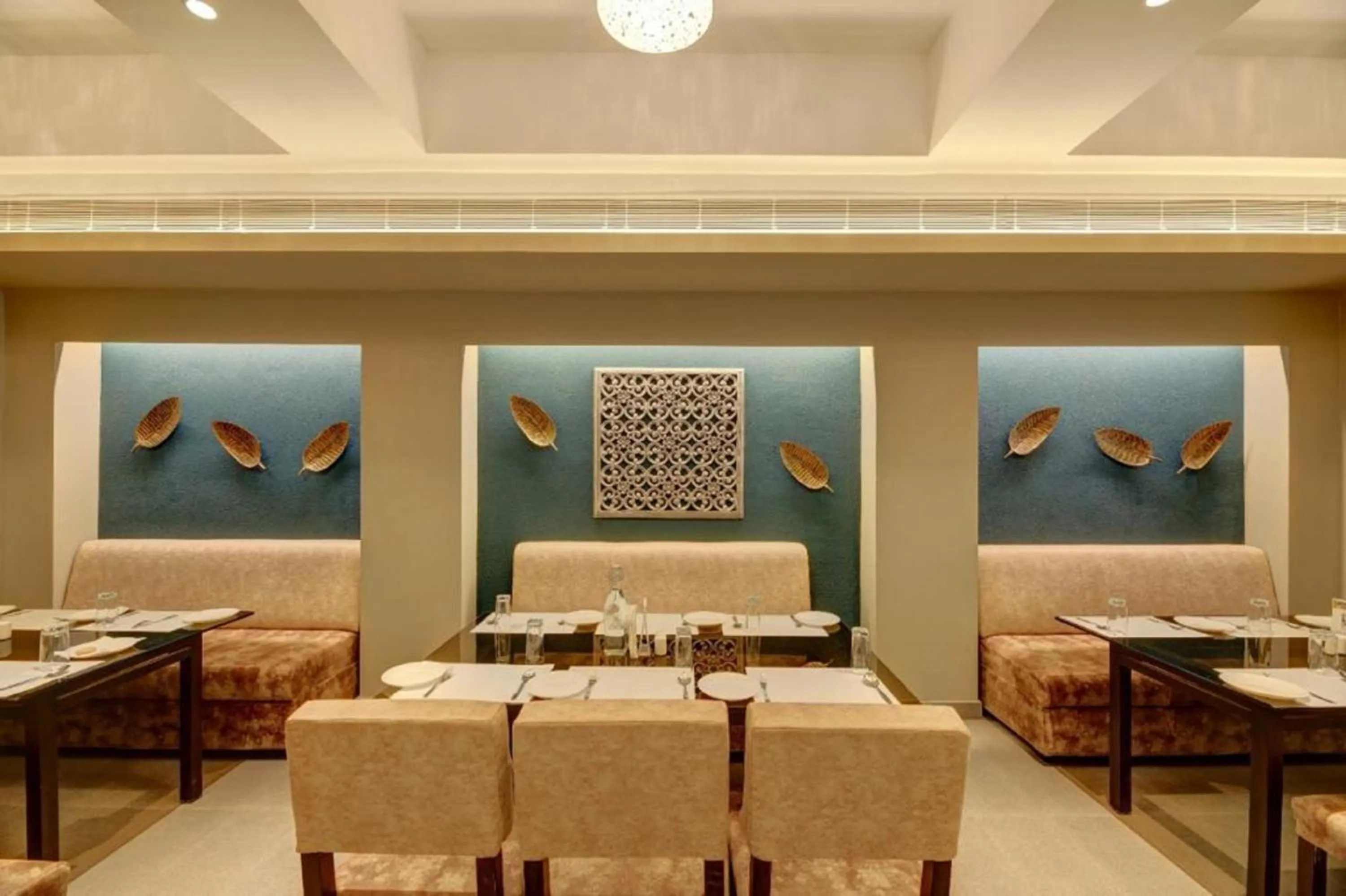 Restaurant/places to eat in IMA House