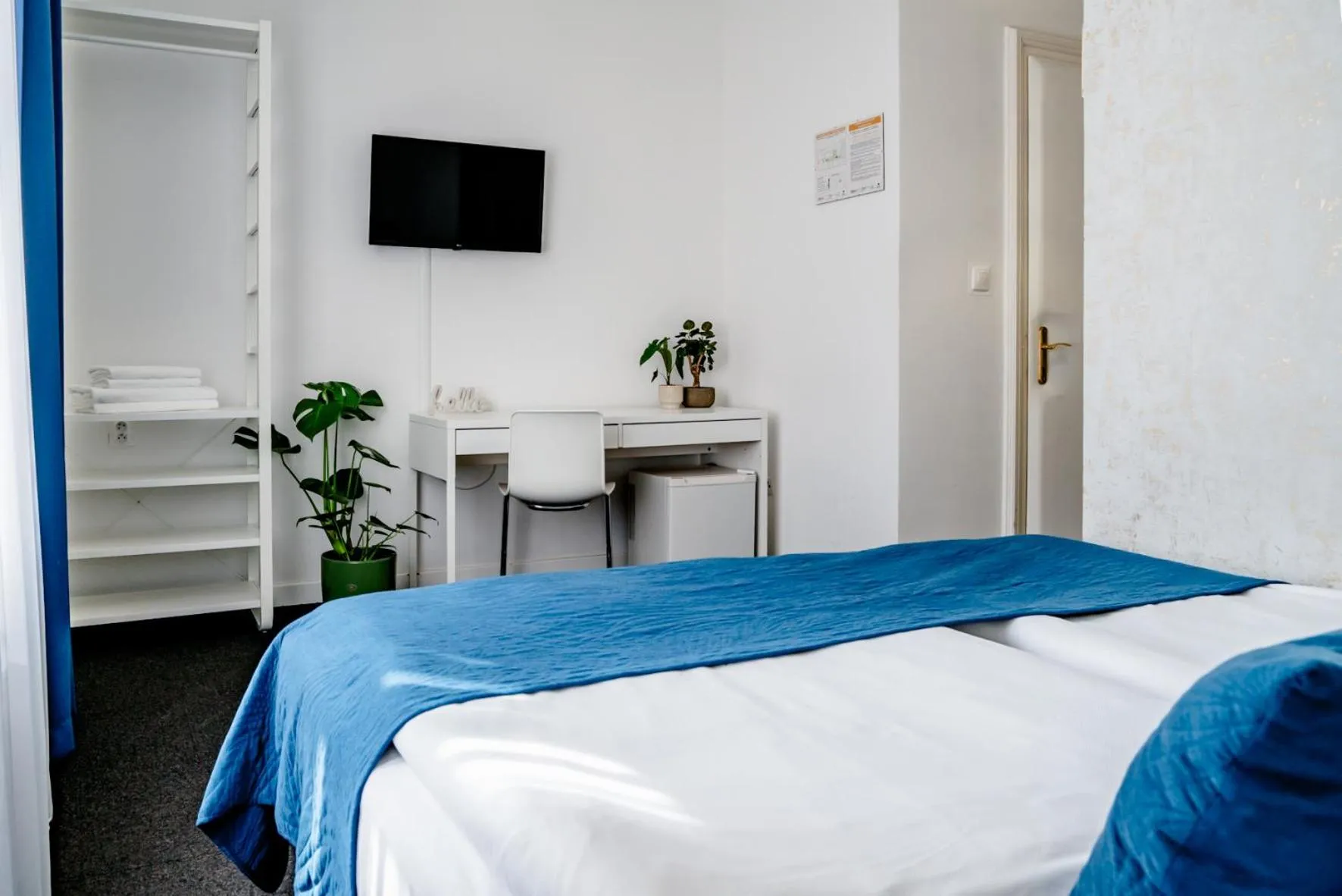 Photo of the whole room, Bed in Elisabeth Old Town