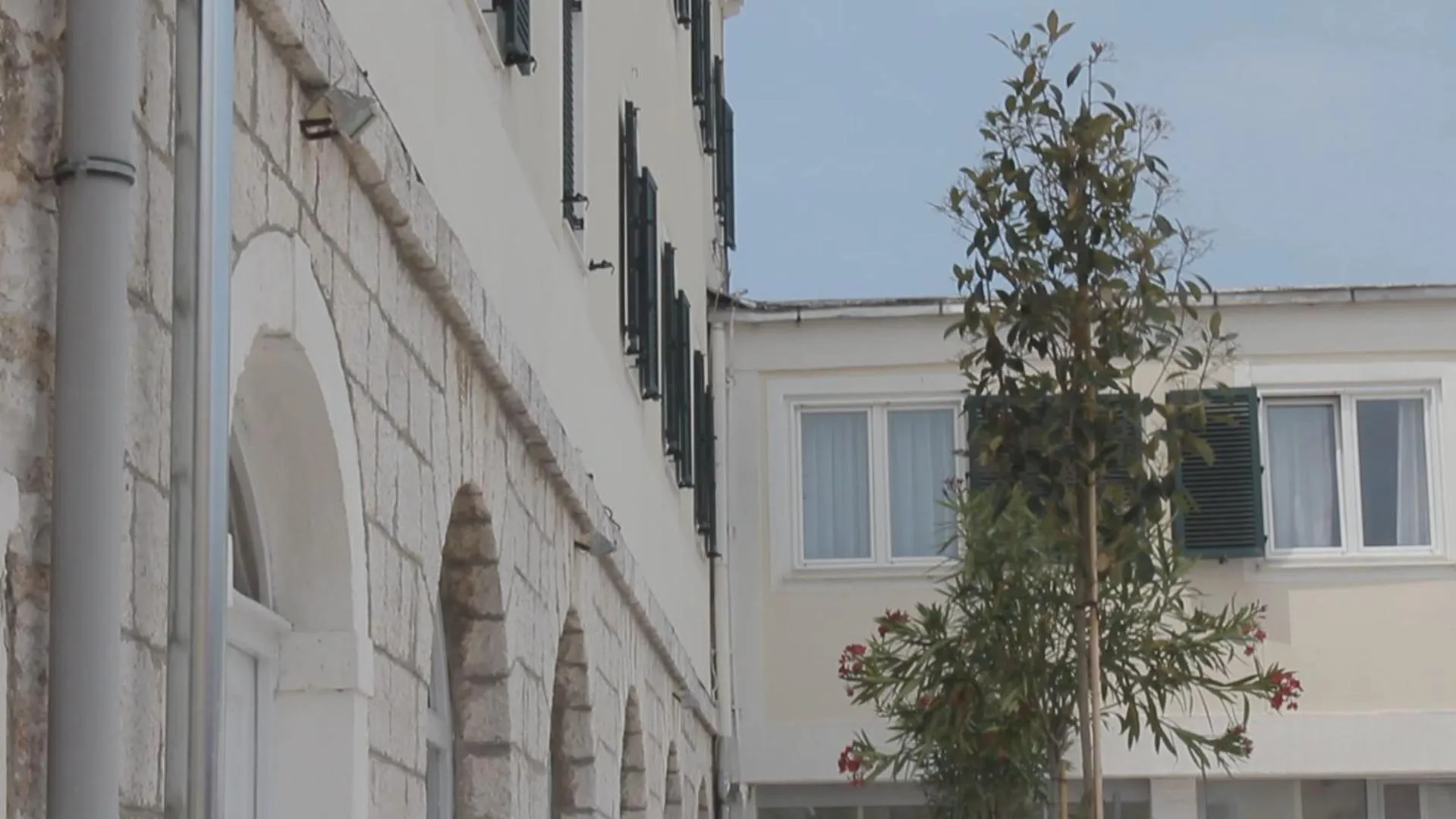 Facade/entrance in Hotel Borovnik