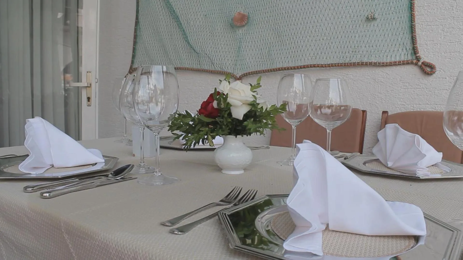 Restaurant/places to eat in Hotel Borovnik