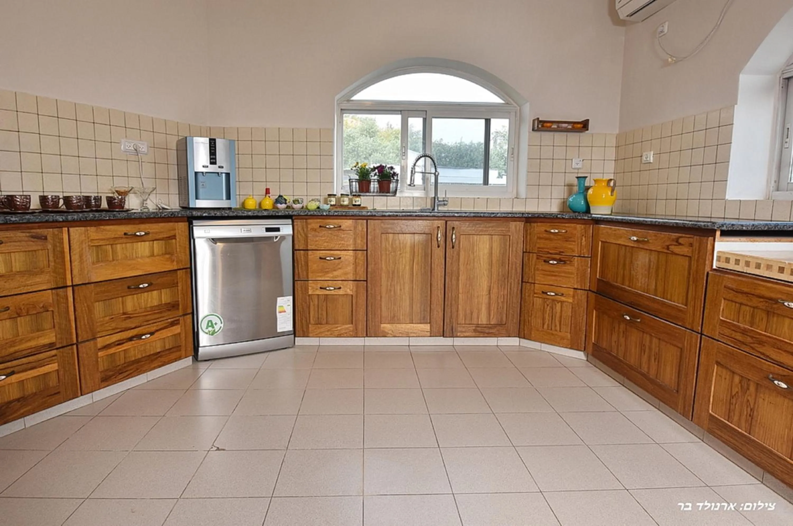 Kitchen or kitchenette in Agama