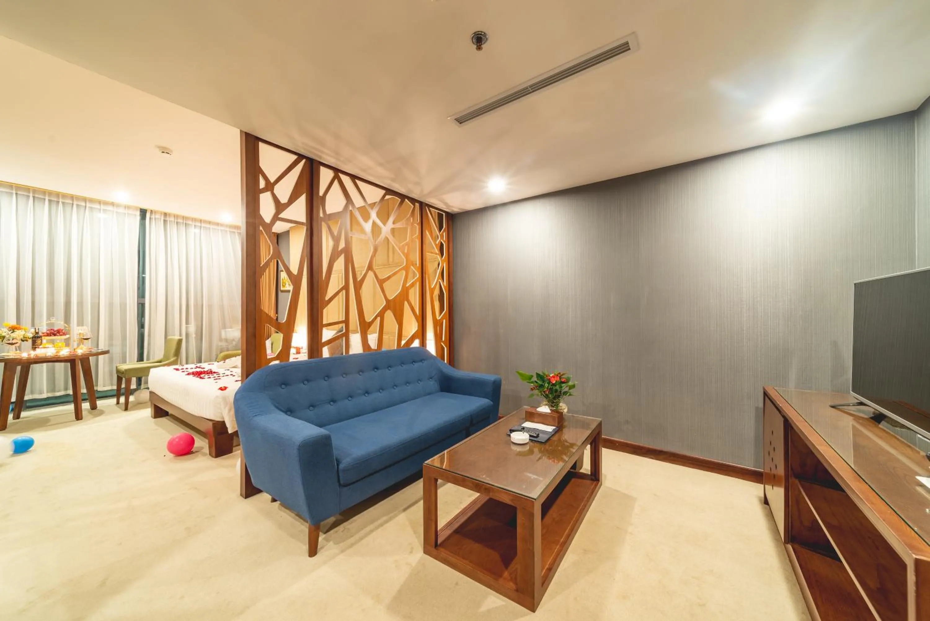 Living room in Bien Bac Hotel