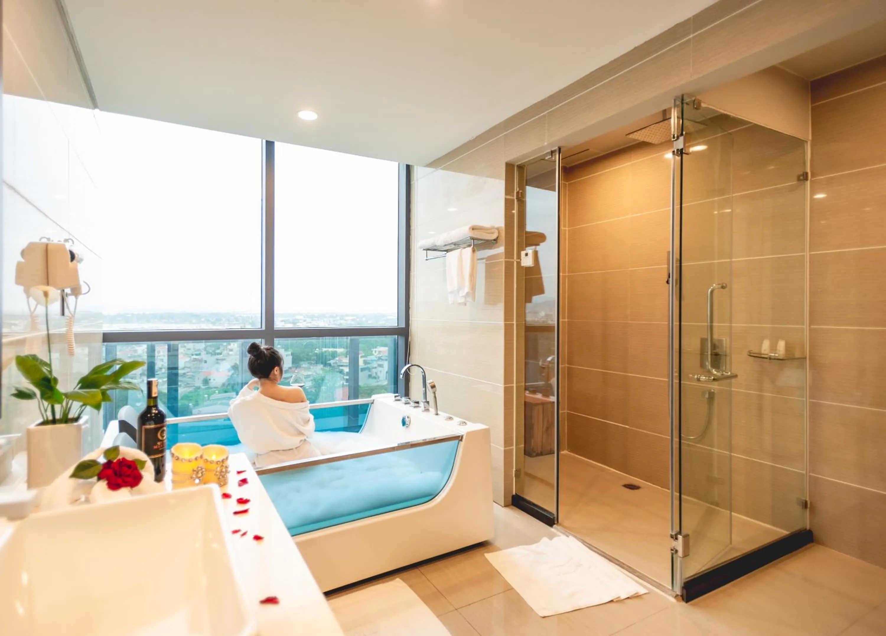 Shower in Bien Bac Hotel