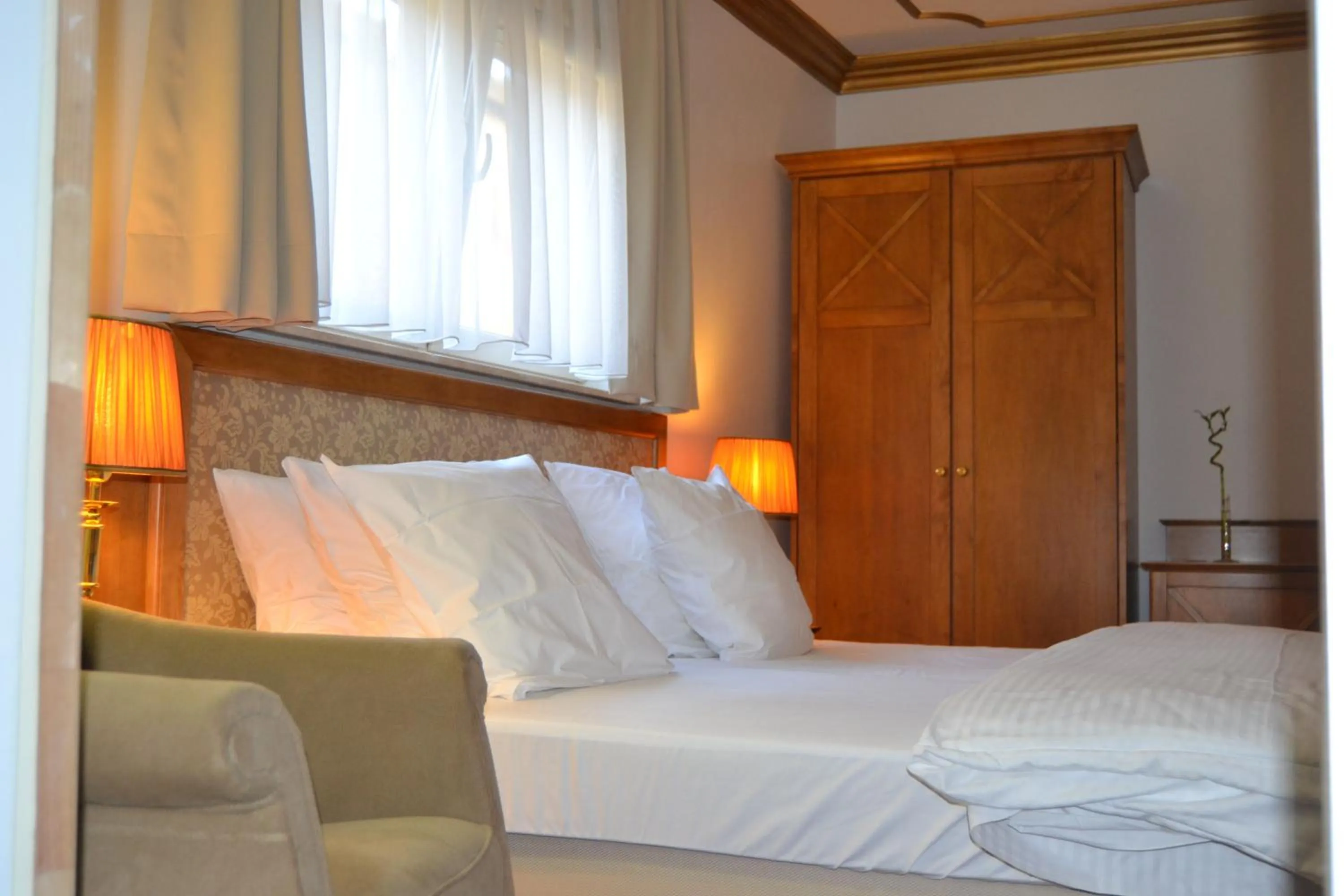 Photo of the whole room, Bed in Hotel The Lord