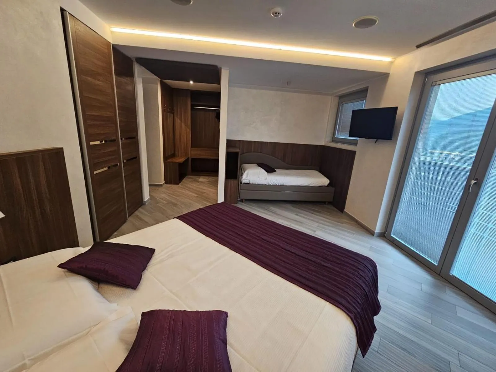 Photo of the whole room, Bed in Mito Hotel