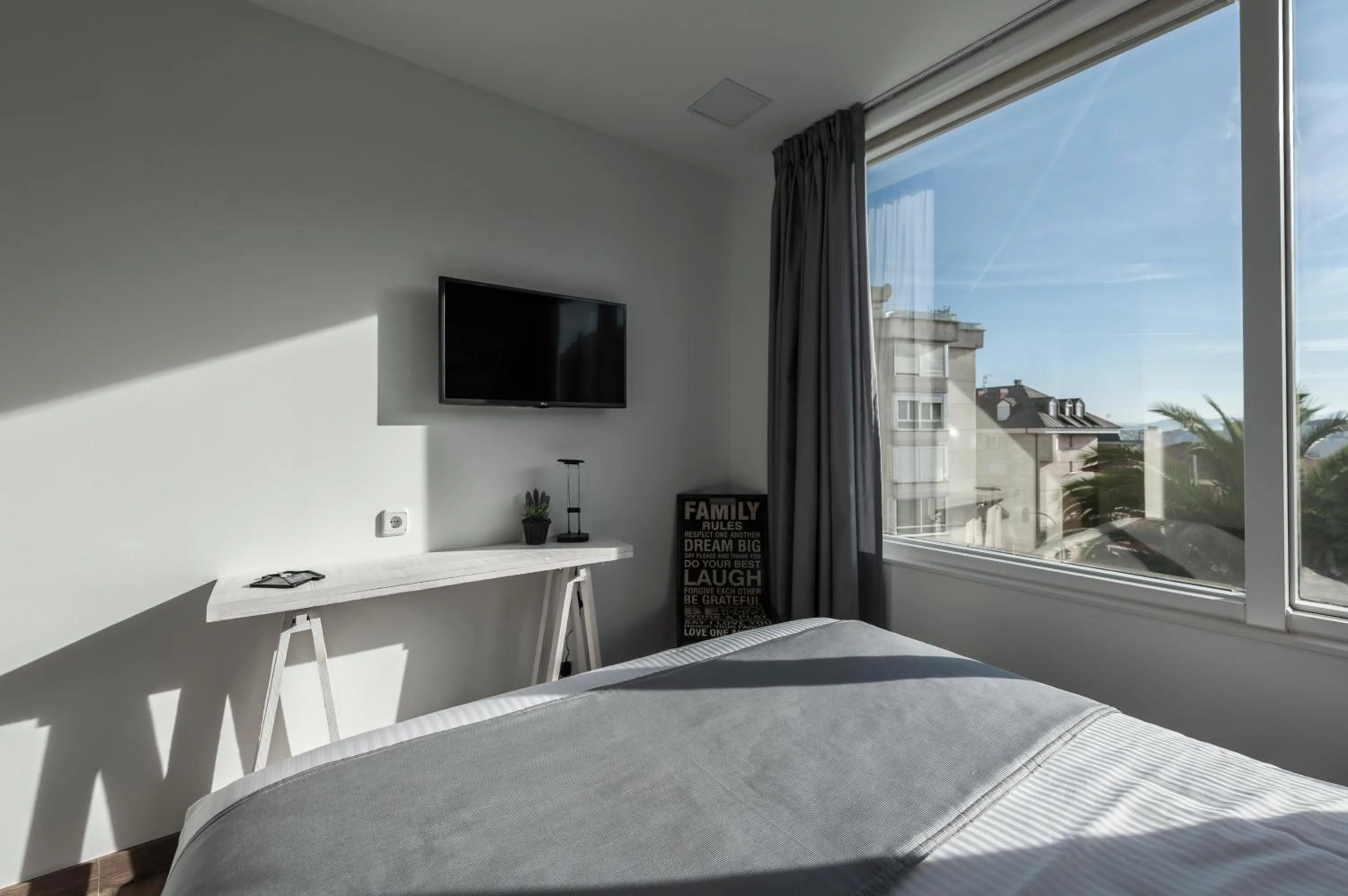 Bedroom, Bed in Suite Home Sardinero