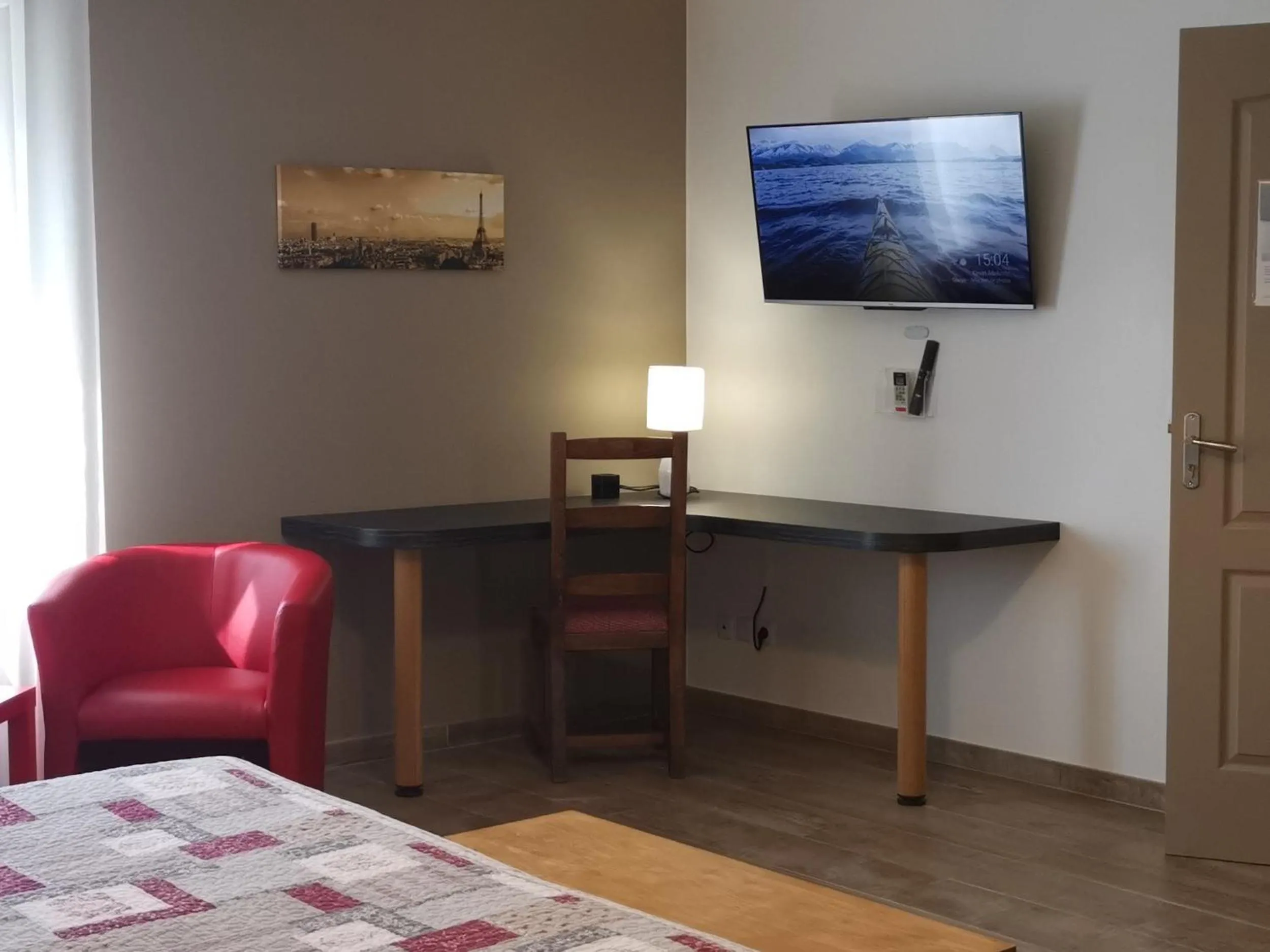 TV and multimedia, Bed in Chambres d'hôtes GIDY