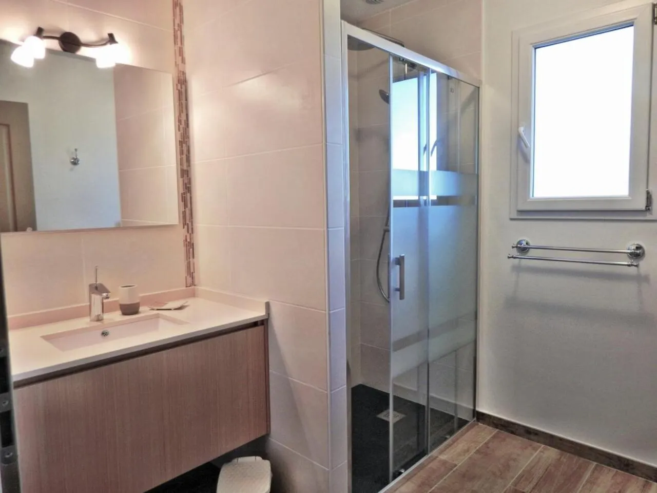 Shower in Chambres d'hôtes GIDY