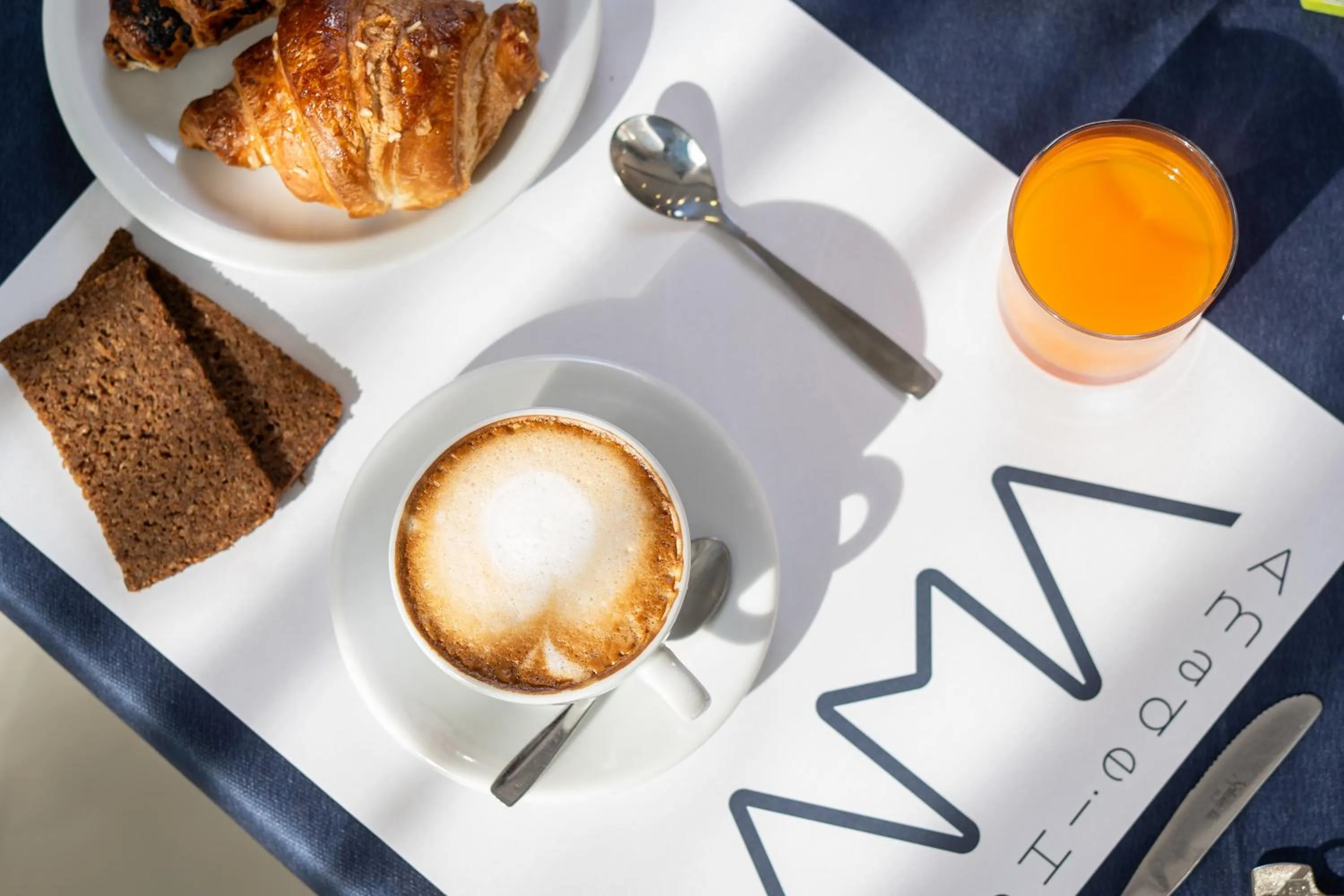 Breakfast in Amadei Hotel Blumen