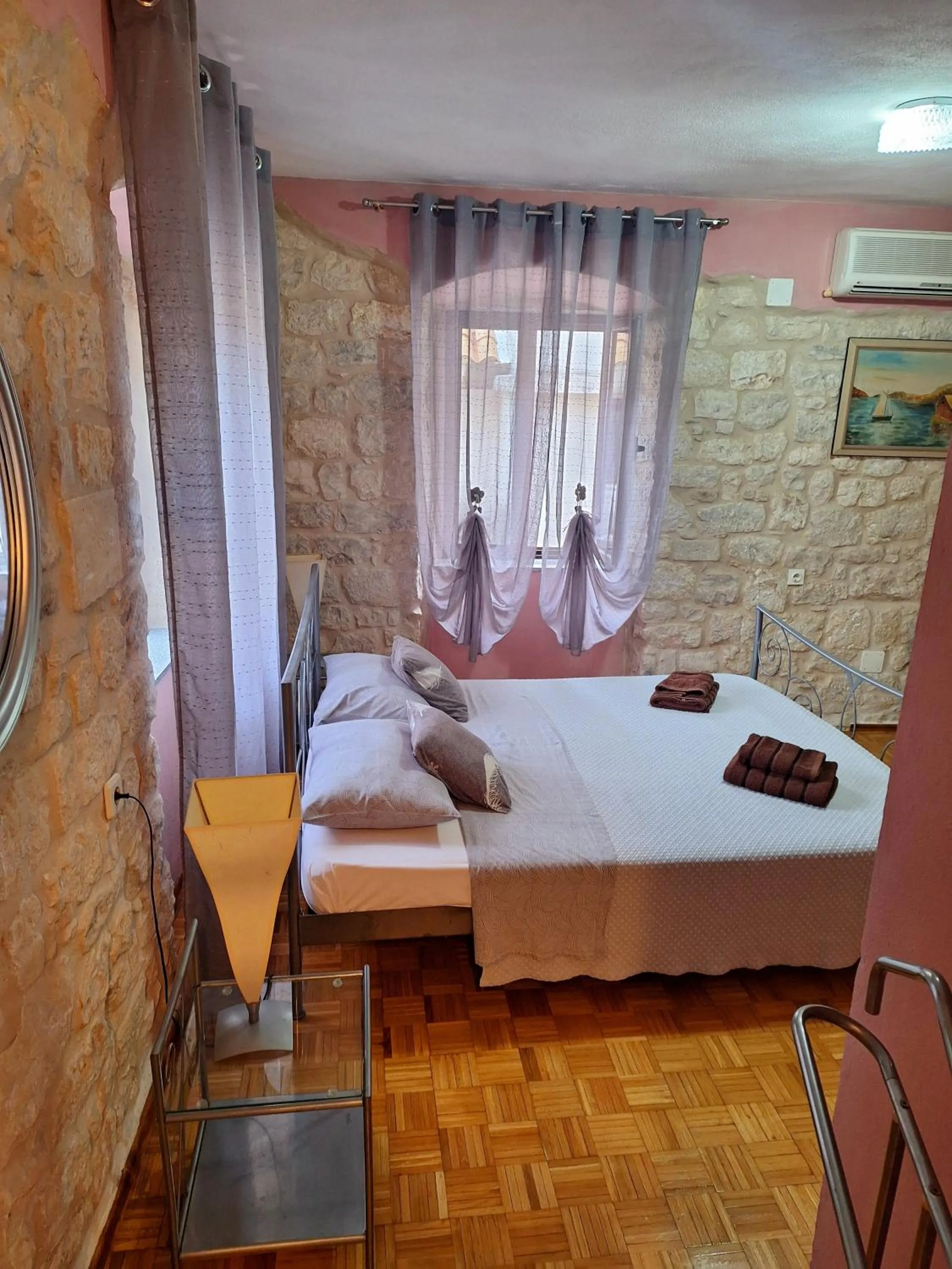 Bed in Palace Derossi