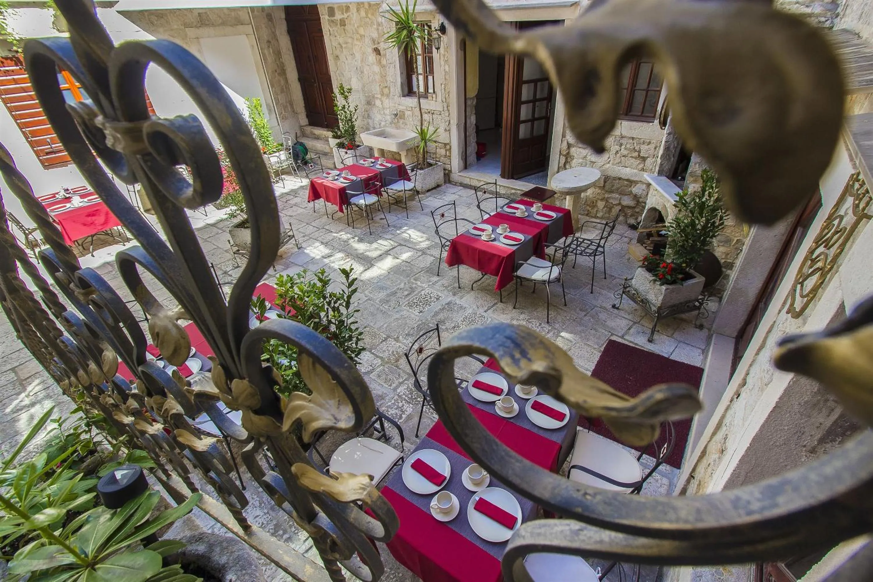 Garden in Palace Derossi