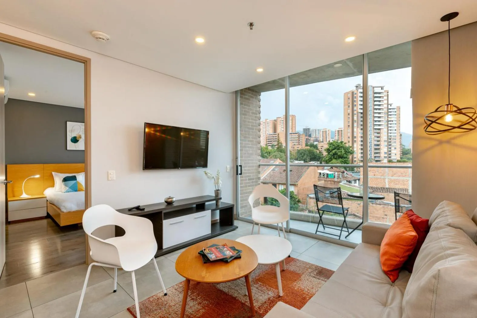 TV and multimedia in Soul Lifestyle Hotel