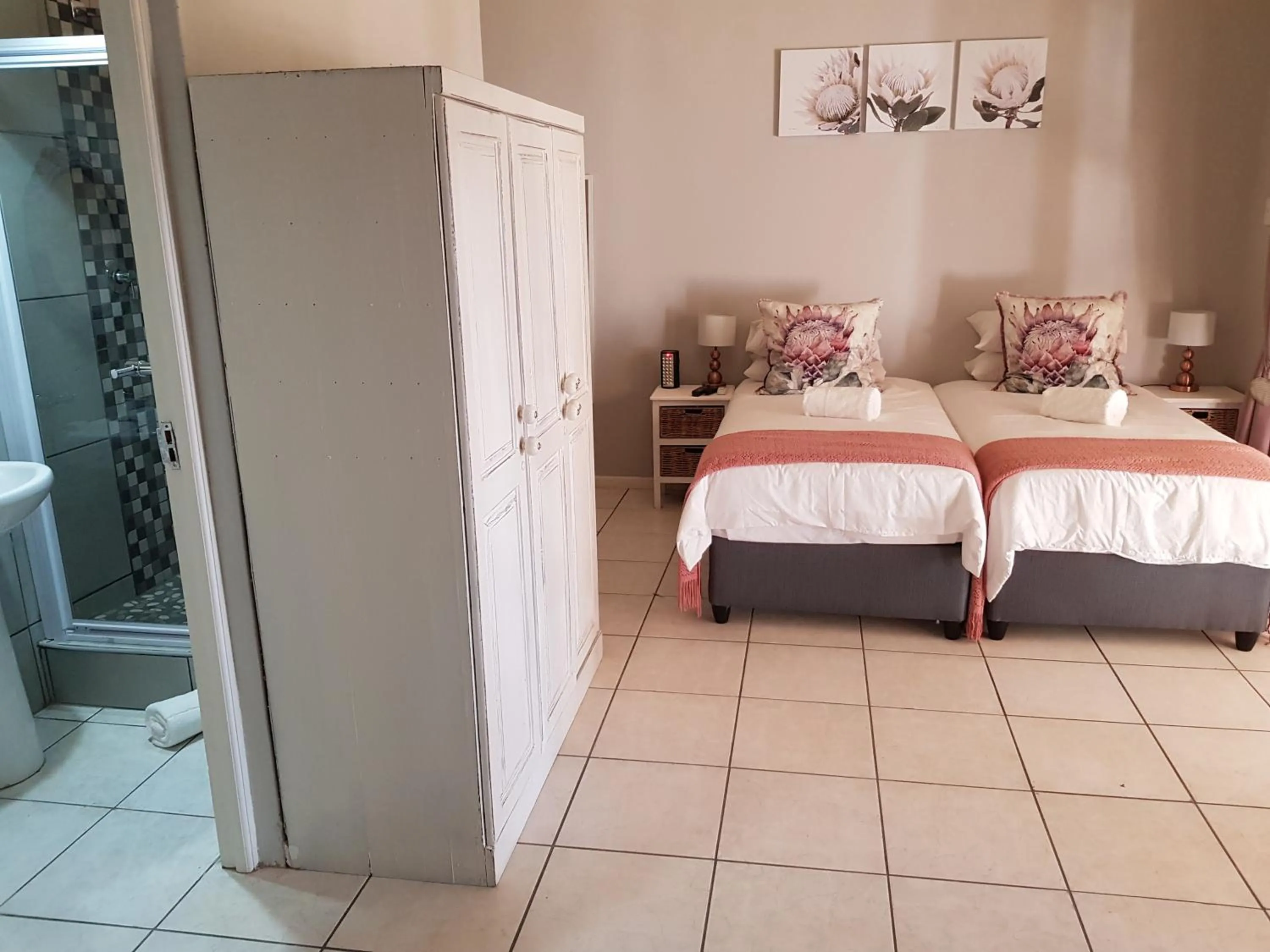 Bedroom, Bed in Zonnevanger Guesthouse