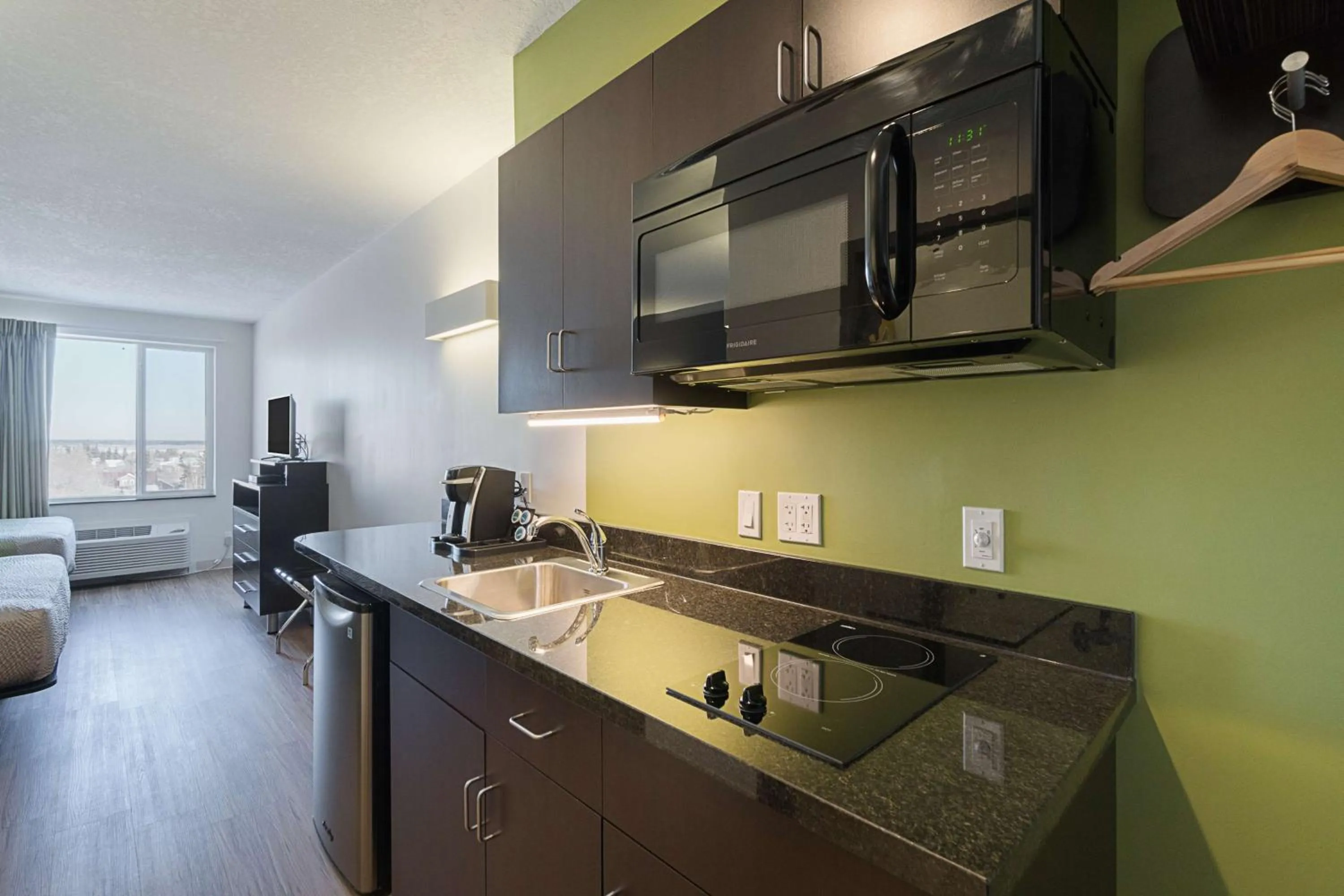 TV and multimedia, Kitchen/Kitchenette in Studio 6 Bruderheim, AB