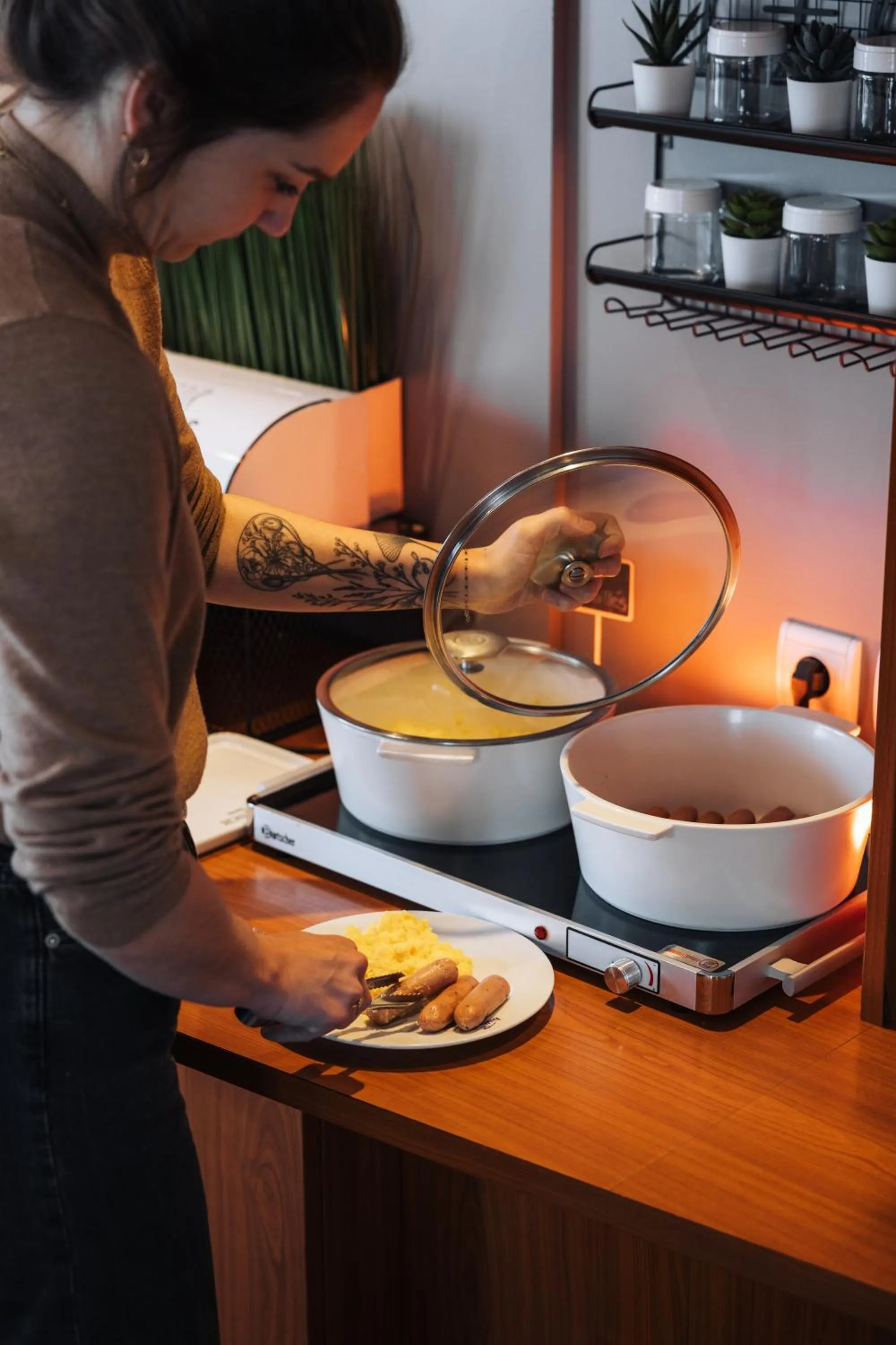 Restaurant/places to eat in Hotel Chagnot