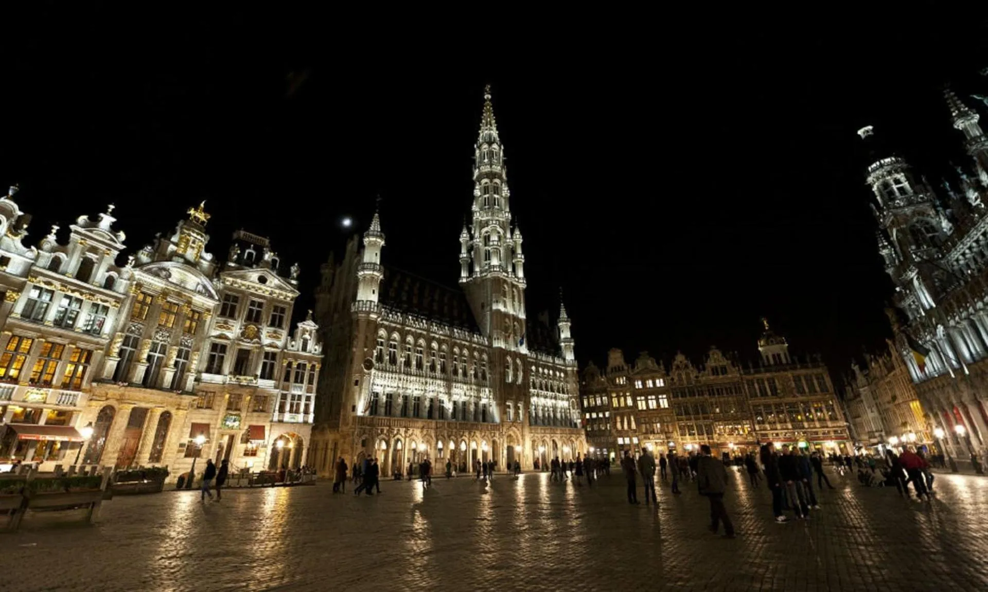 Nearby landmark in Hotel City Center