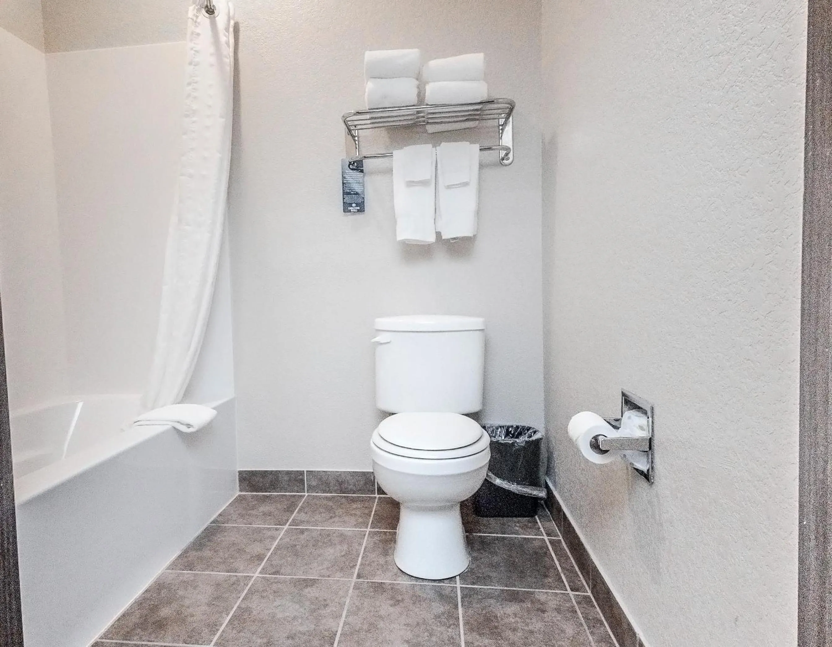 Toilet in Cobblestone Inn & Suites Maryville