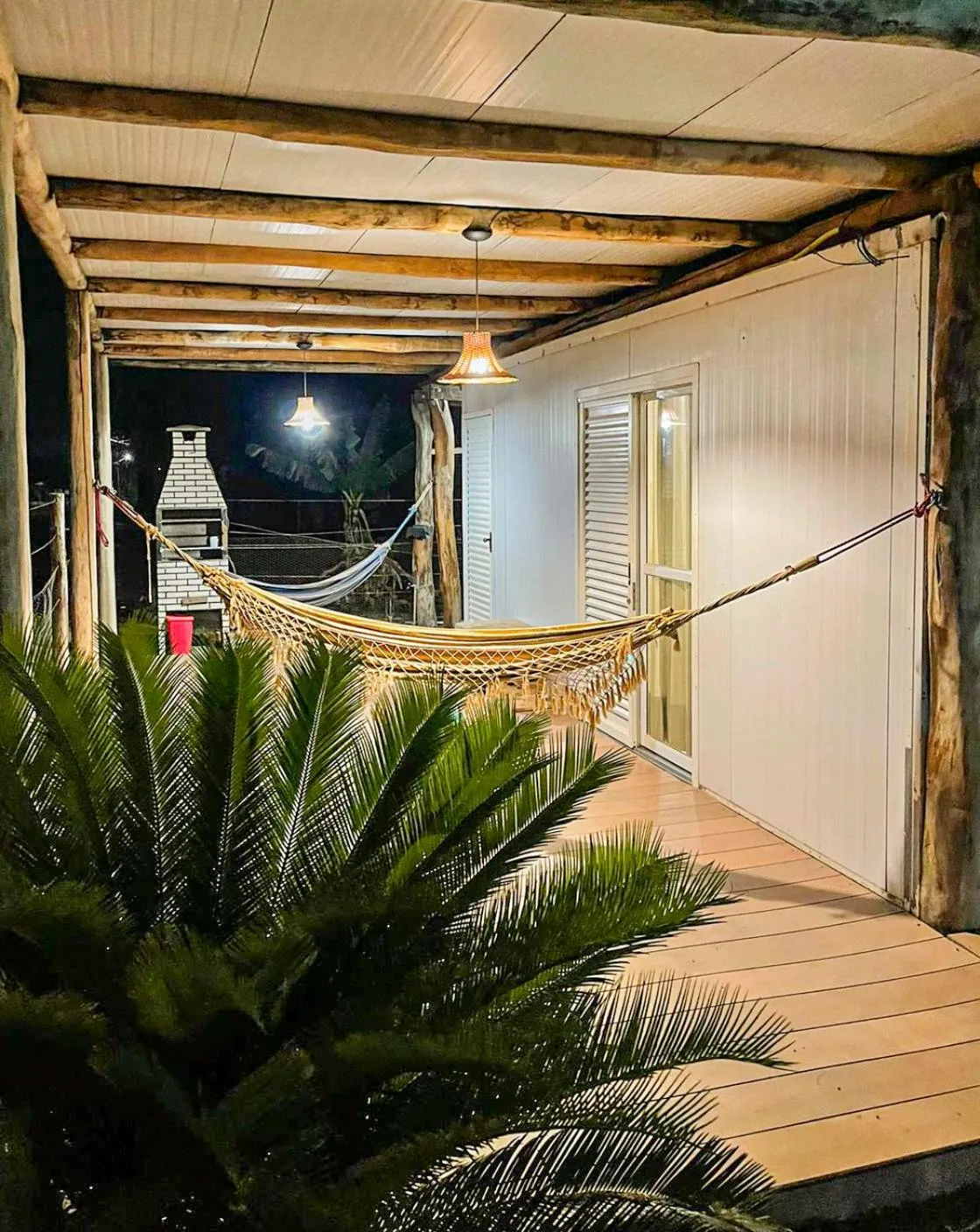 Patio in Chalé Container Nobres Asa Própria