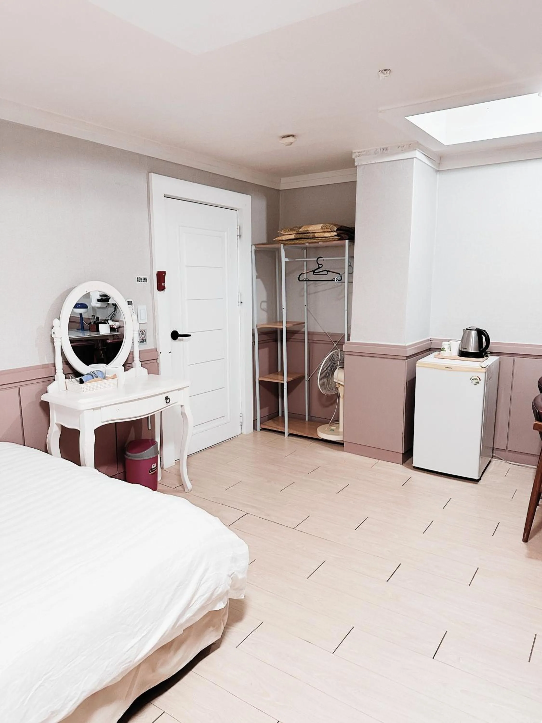 Bed in Daegu Dongseongro Gyeong`s Hostel