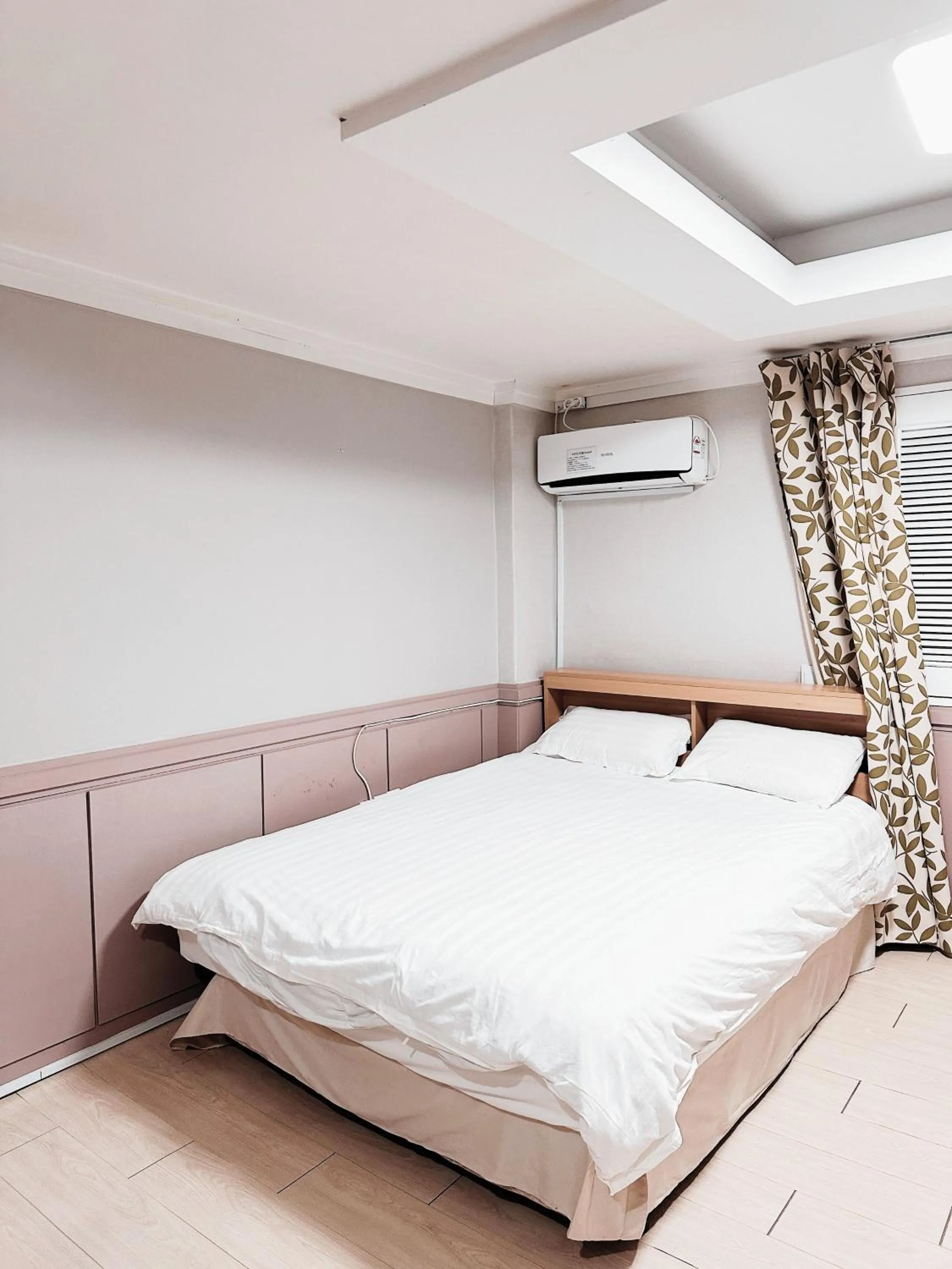 Bed in Daegu Dongseongro Gyeong`s Hostel