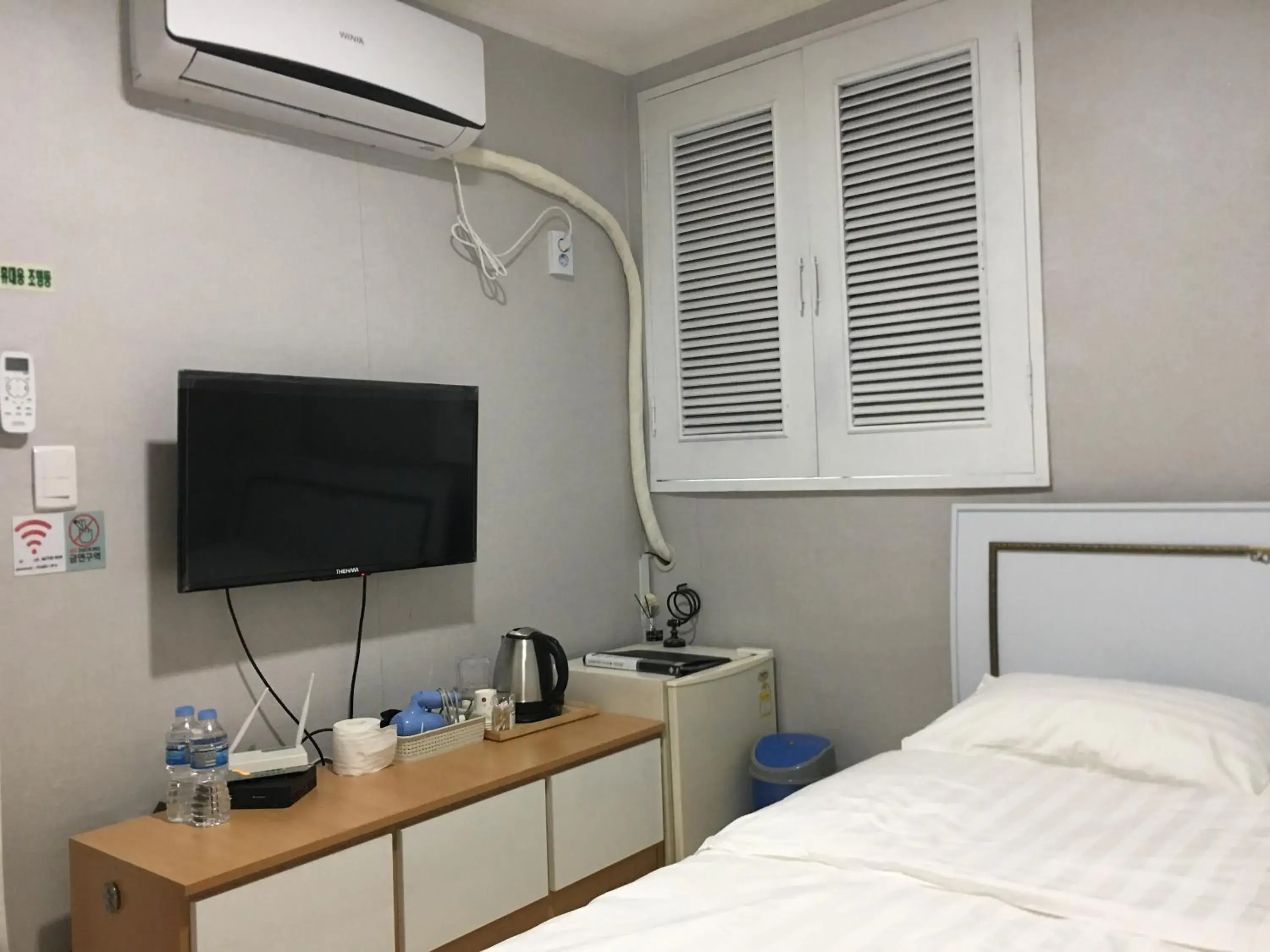 Standard Double Room in Daegu Dongseongro Gyeong`s Hostel Standard Double Room in Daegu Dongseongro Gyeong`s Hostel