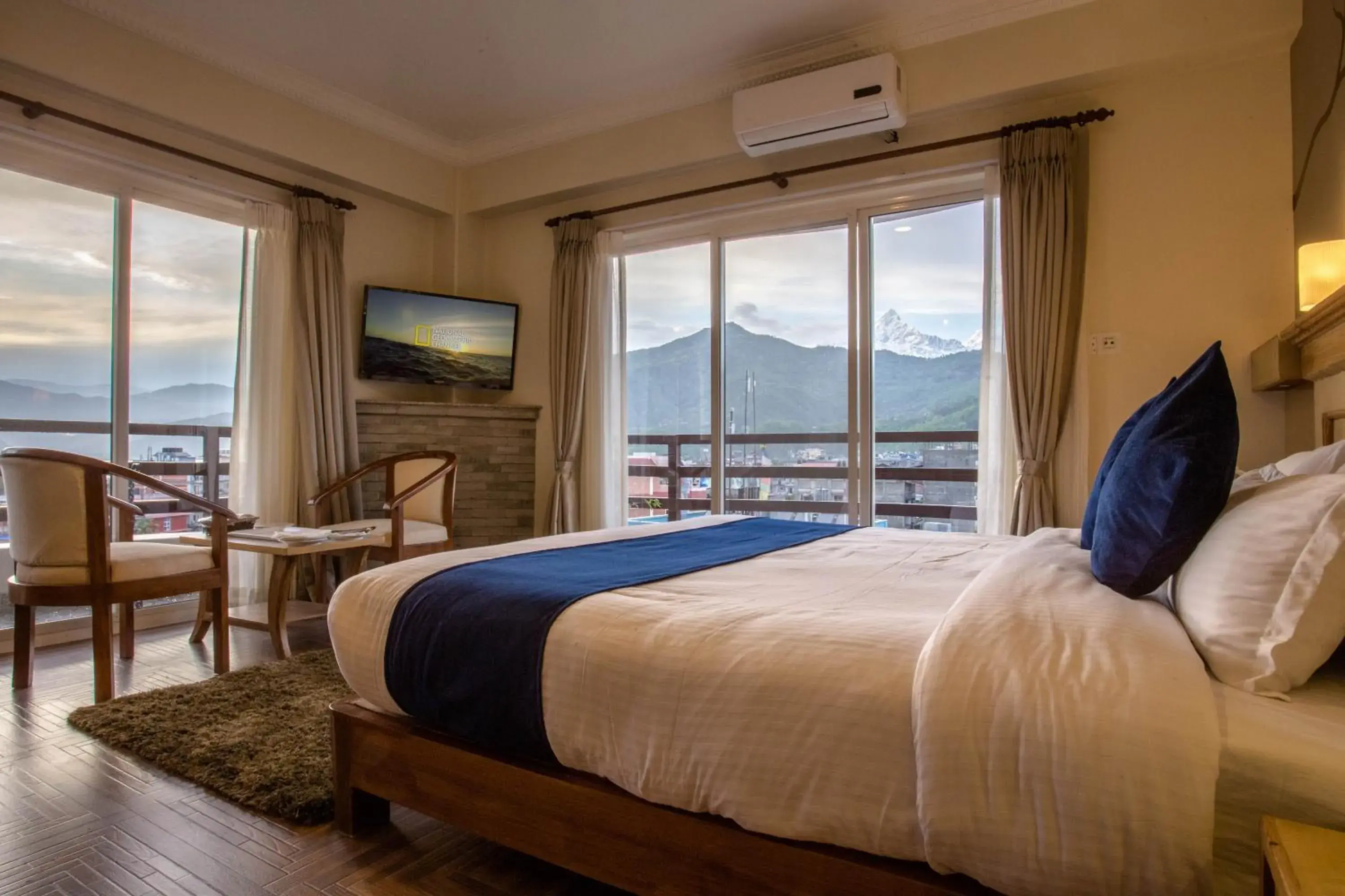 Super Deluxe Double Room- Lake/Mountain Facing in Hotel White Pearl Super Deluxe Double Room- Lake/Mountain Facing in Hotel White Pearl