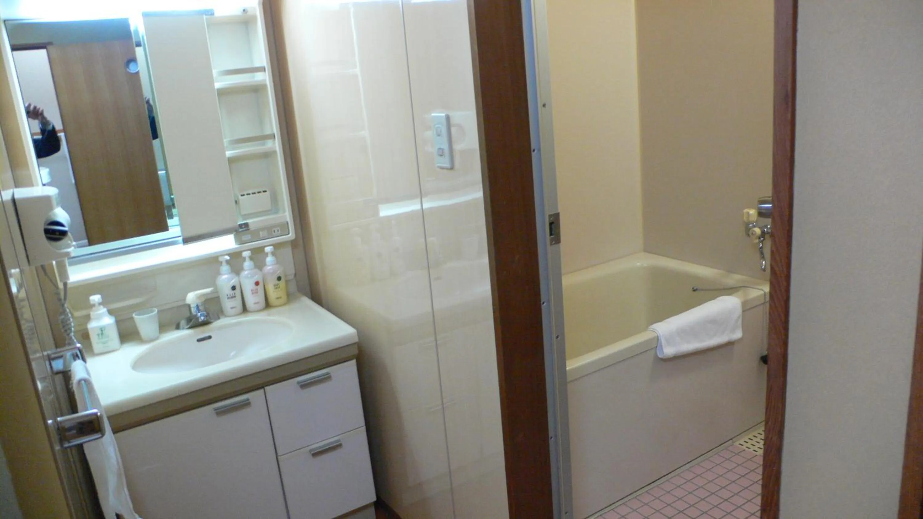 Yuttarino-Sato Inaka