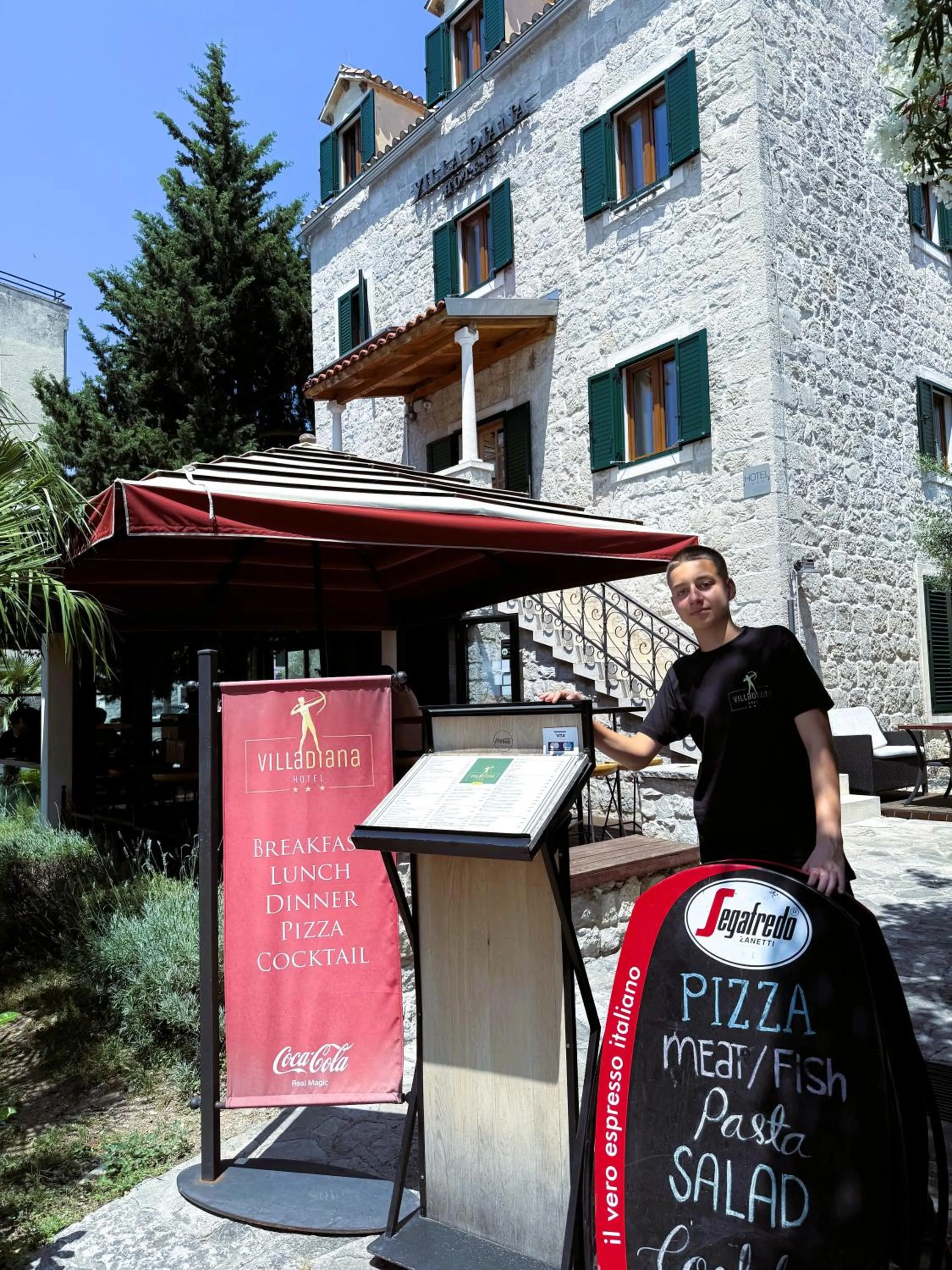 Restaurant/places to eat in Hotel Villa Diana