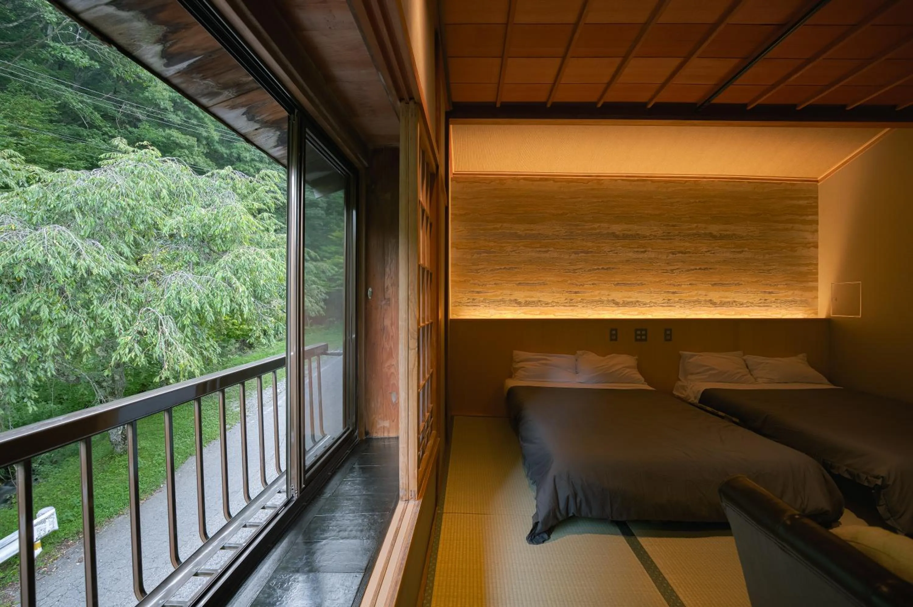 Photo of the whole room, Bed in Nukumorino-yado Komanoyu