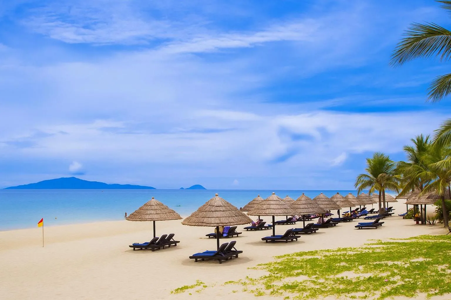 Beach in Happy Life Memories Hoi An Hotel & Spa