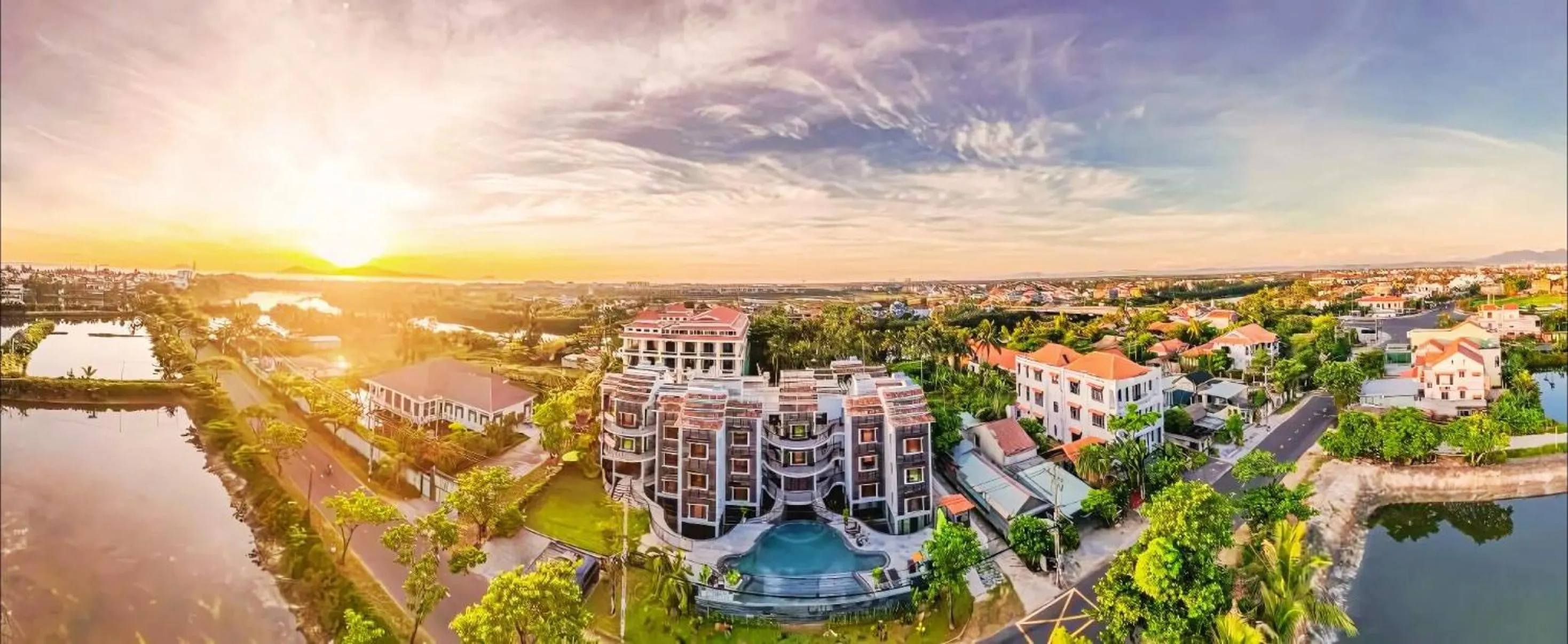 Property building in Happy Life Memories Hoi An Hotel & Spa