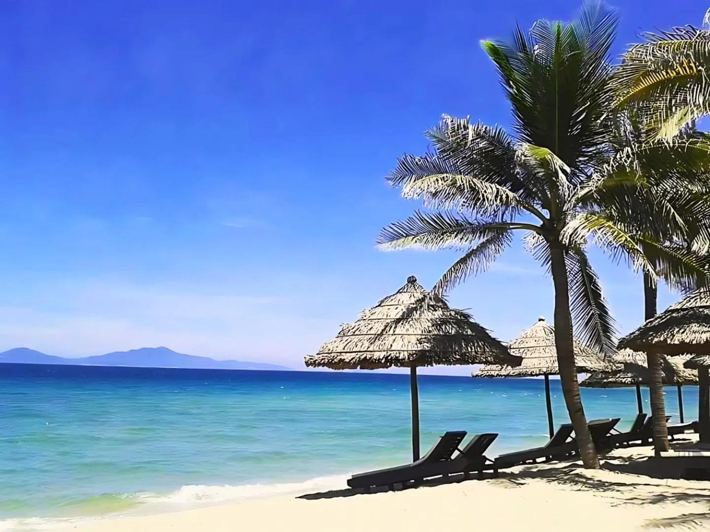 Beach in Happy Life Memories Hoi An Hotel & Spa