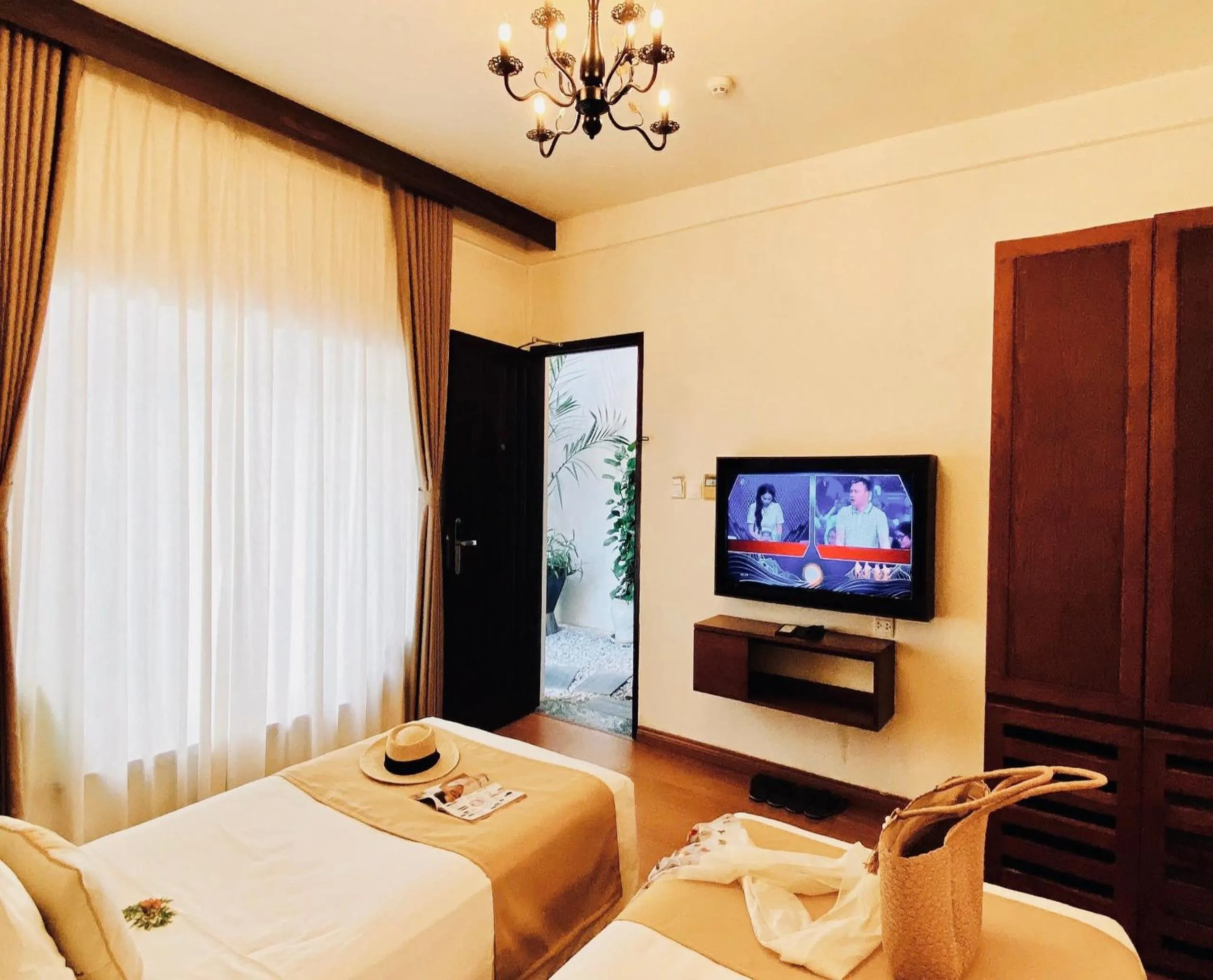 Bed in Happy Life Memories Hoi An Hotel & Spa