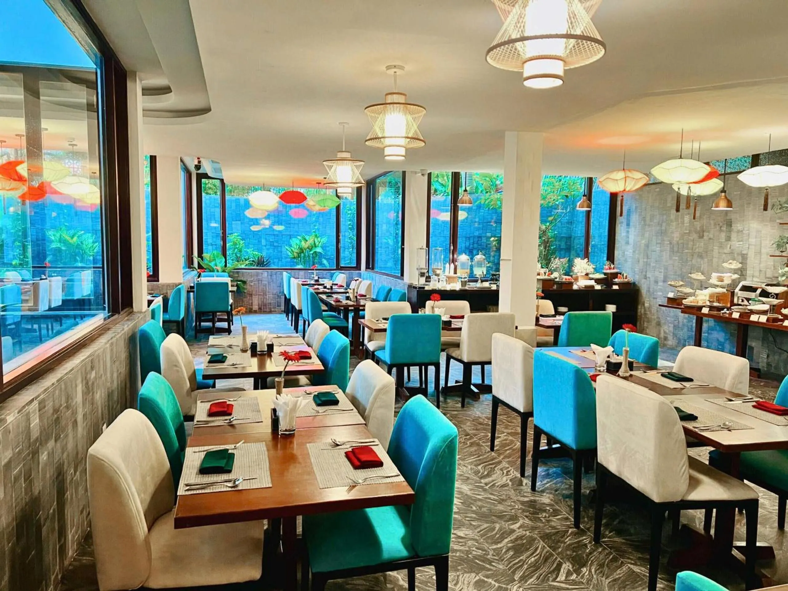 Restaurant/places to eat in Happy Life Memories Hoi An Hotel & Spa