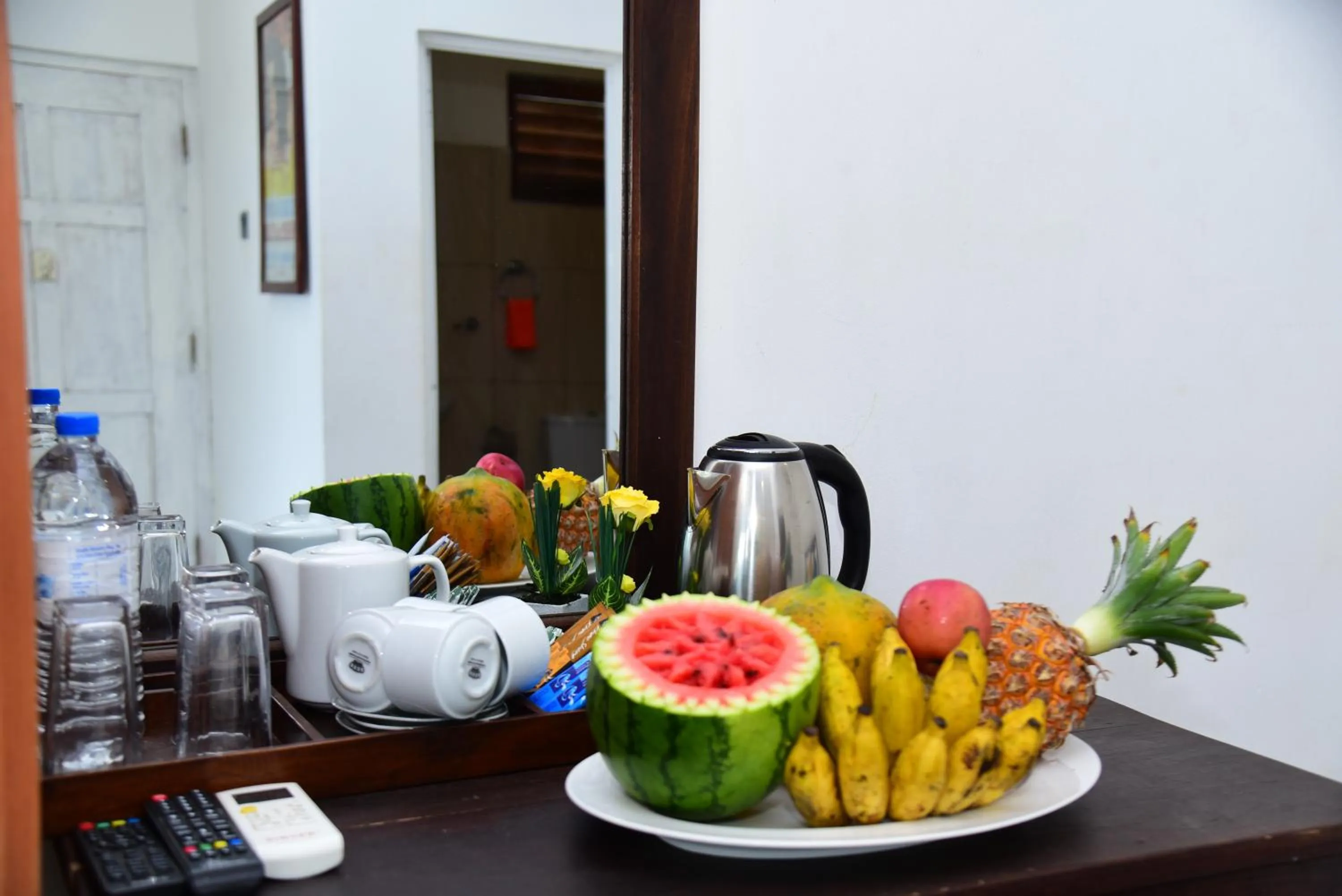 Food and drinks in Dinuda Lagoon Hotel