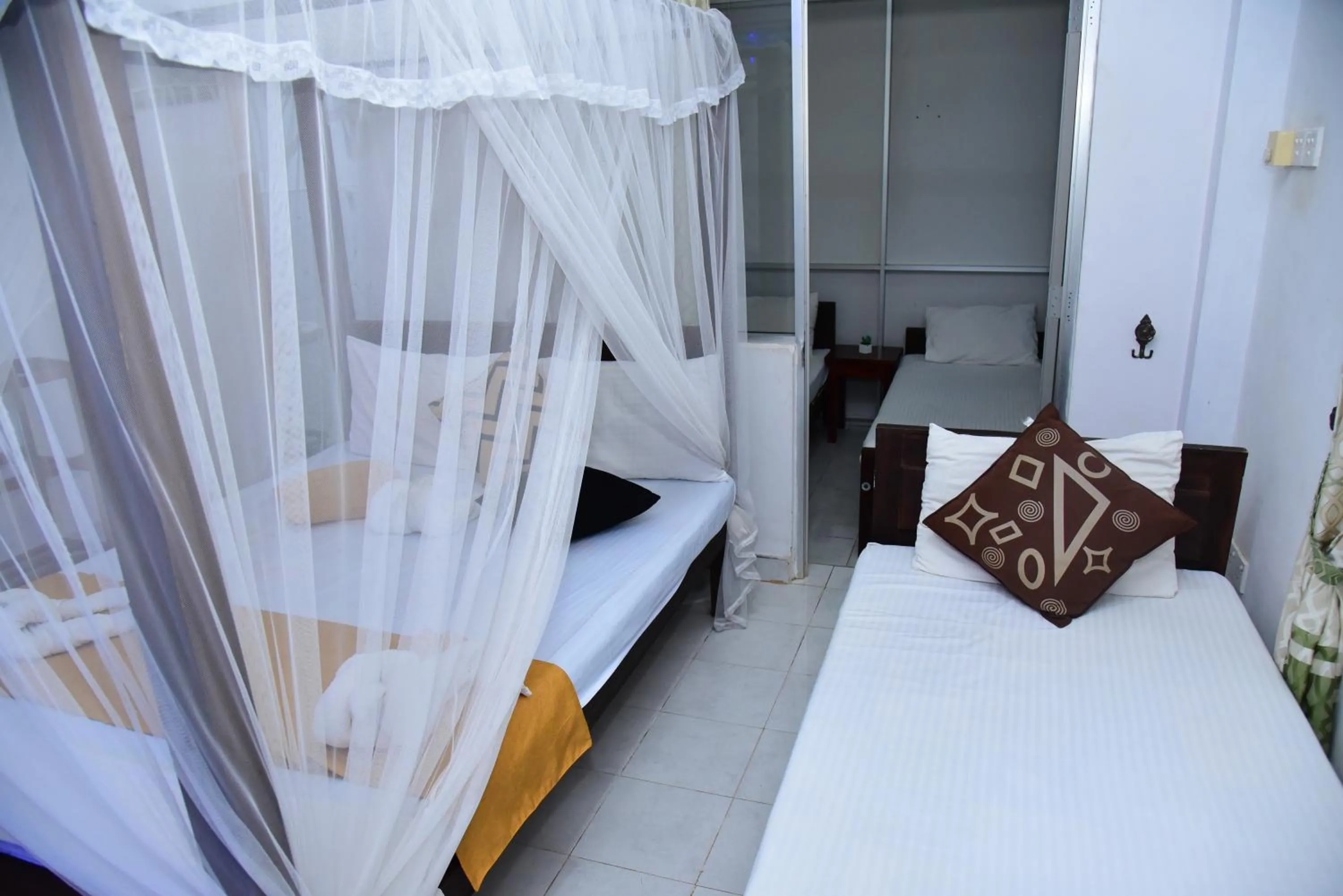 Bedroom, Bed in Dinuda Lagoon Hotel