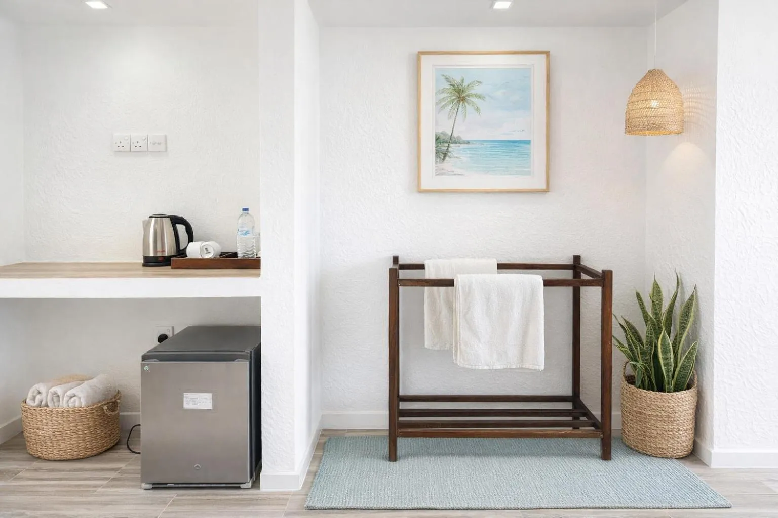 towels in Dinuda Lagoon Hotel