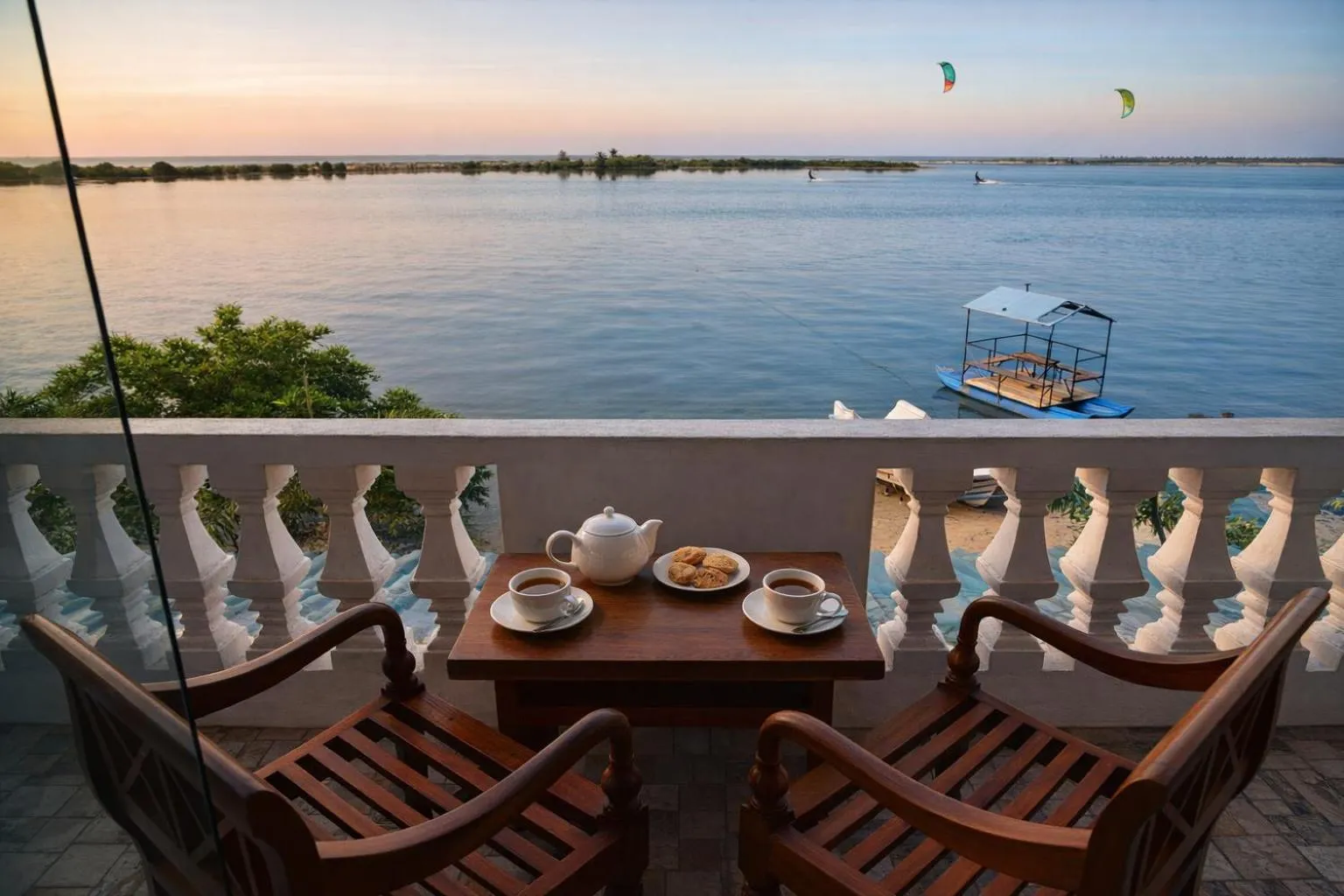 Balcony/Terrace in Dinuda Lagoon Hotel