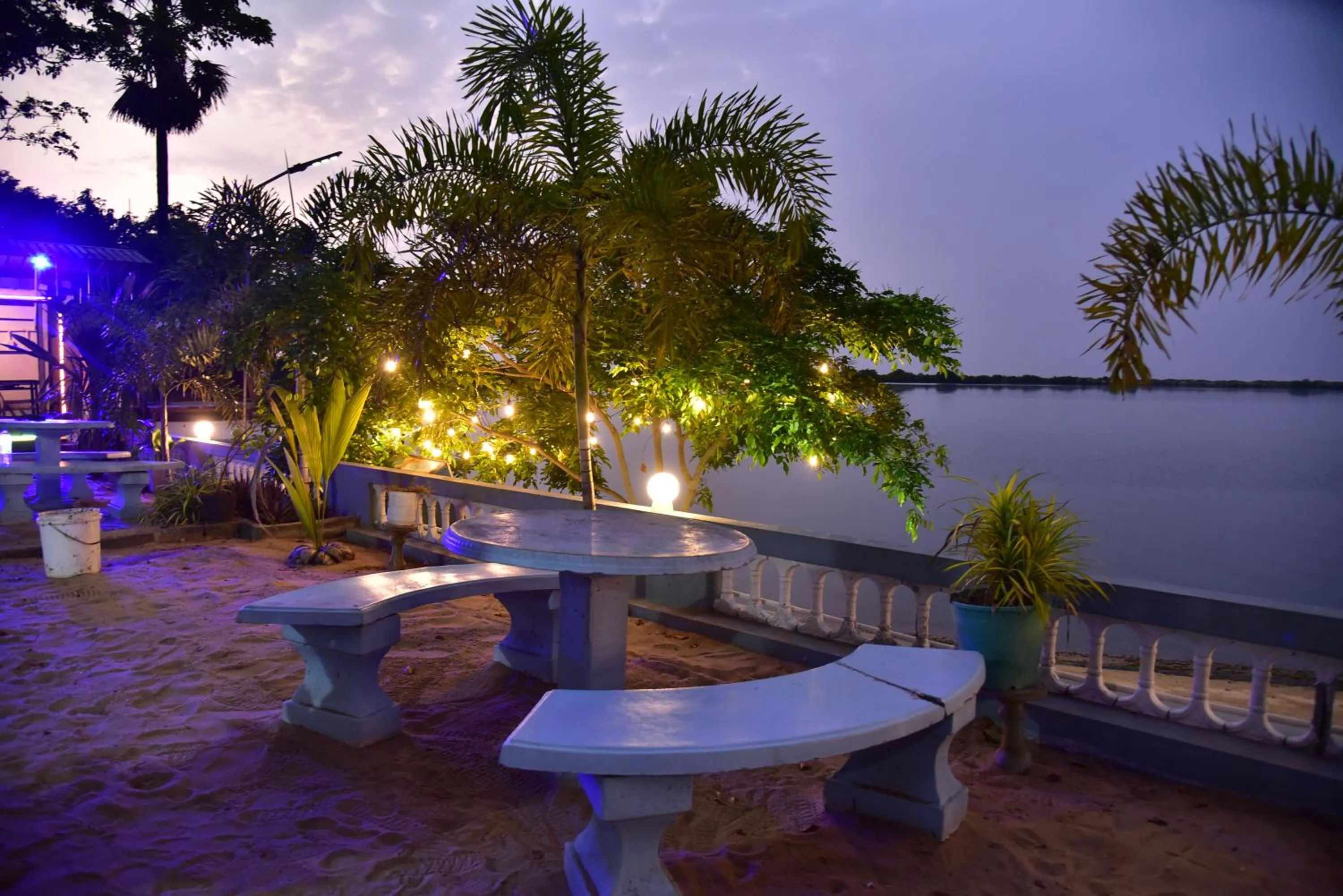 Natural landscape in Dinuda Lagoon Hotel