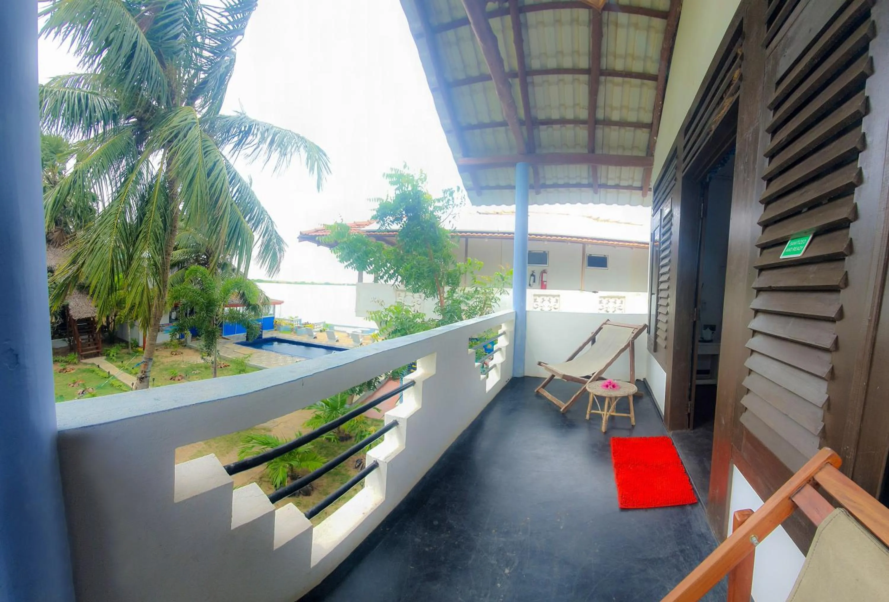 Balcony/Terrace in Dinuda Lagoon Hotel