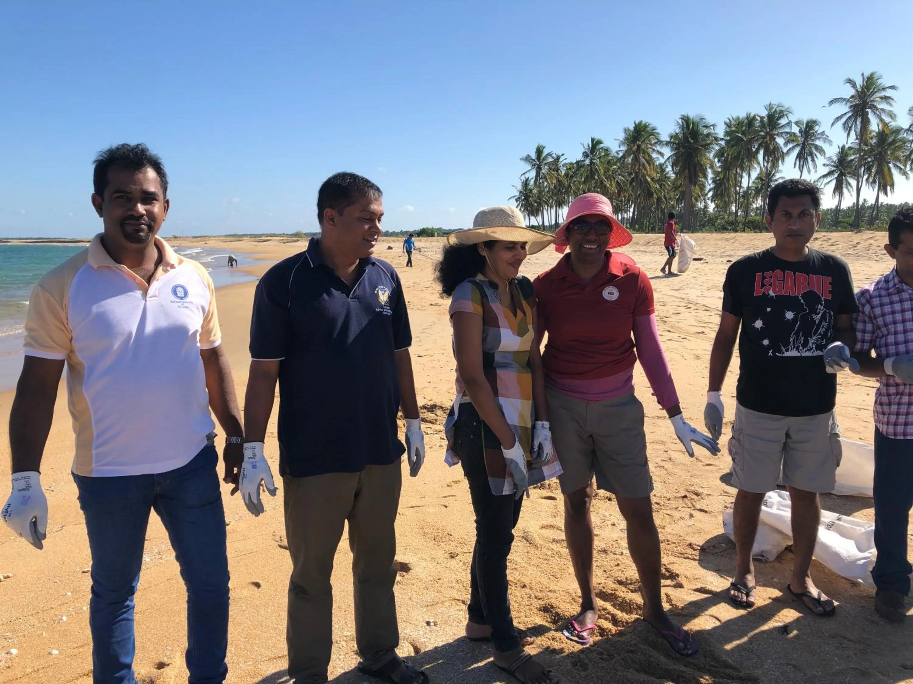 group of guests in Dinuda Lagoon Hotel