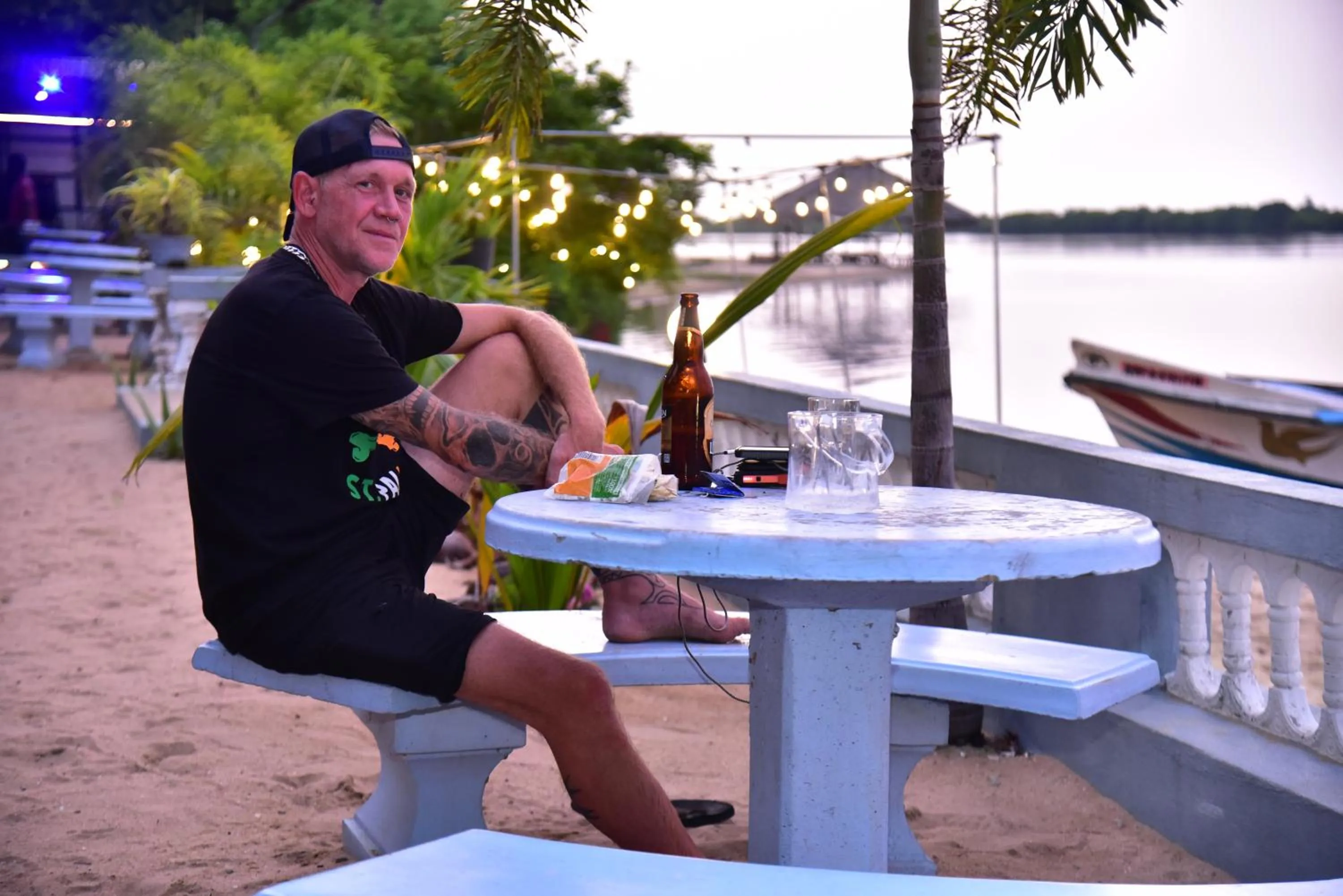 Guests in Dinuda Lagoon Hotel