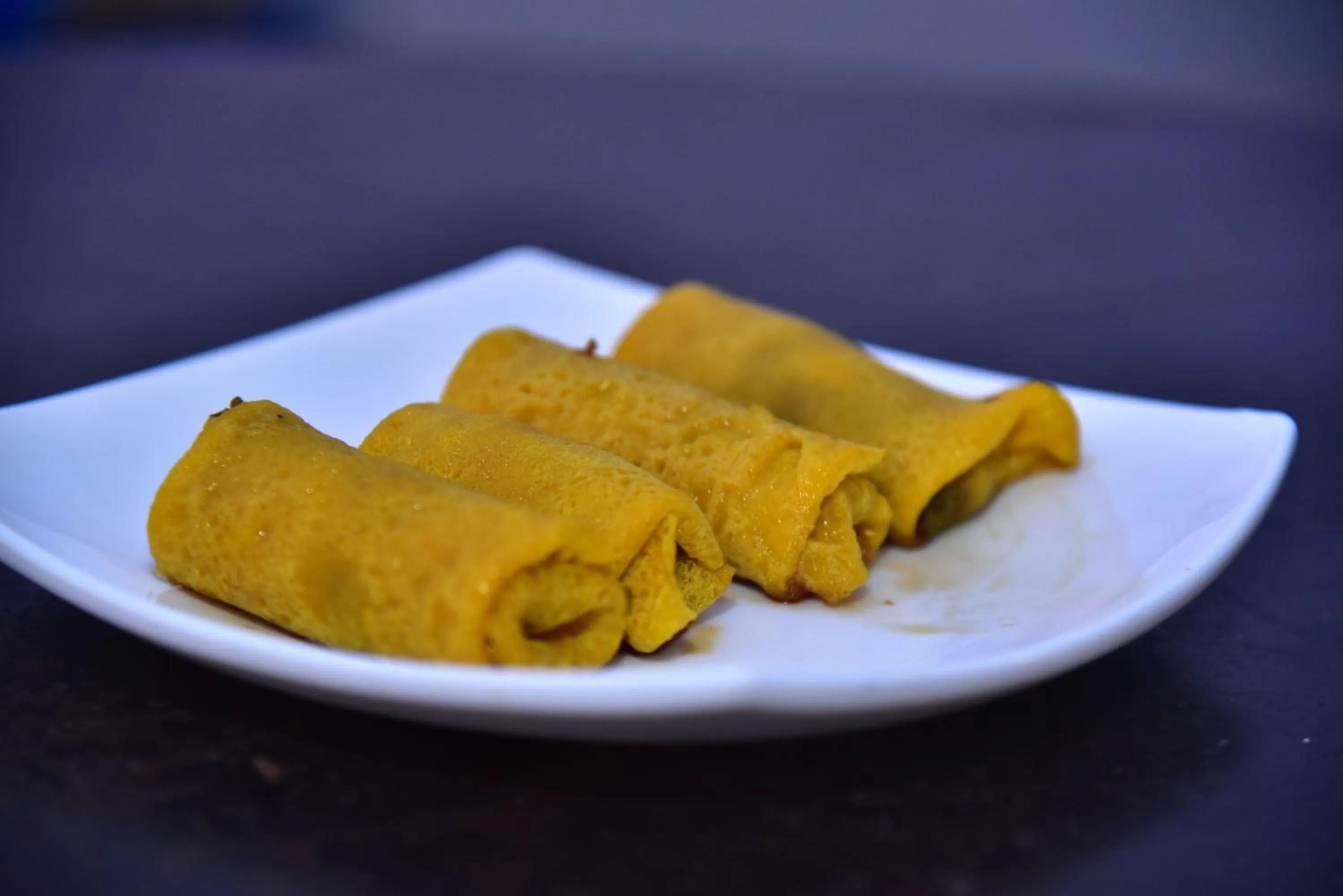 Food in Dinuda Lagoon Hotel