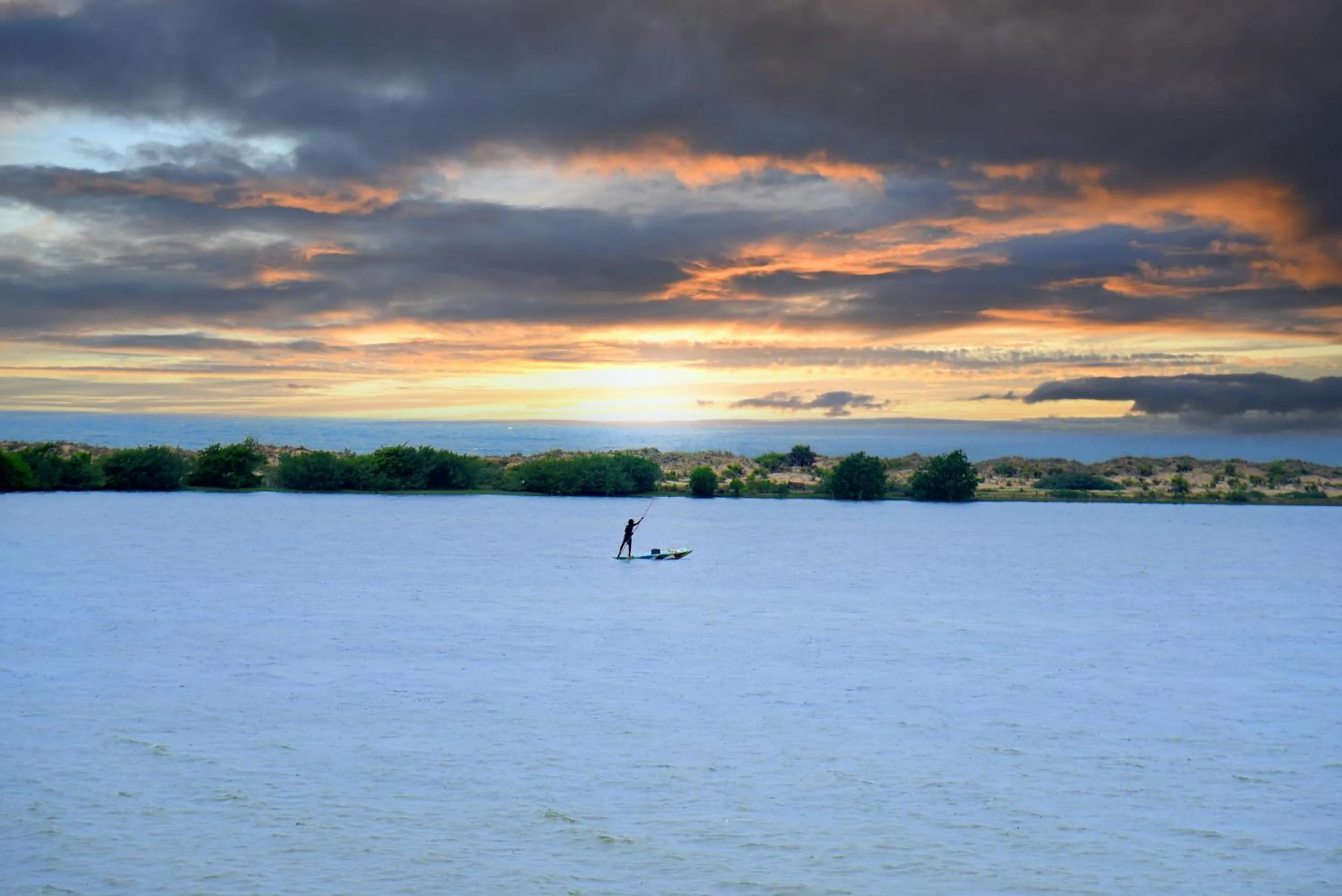 Activities in Dinuda Lagoon Hotel