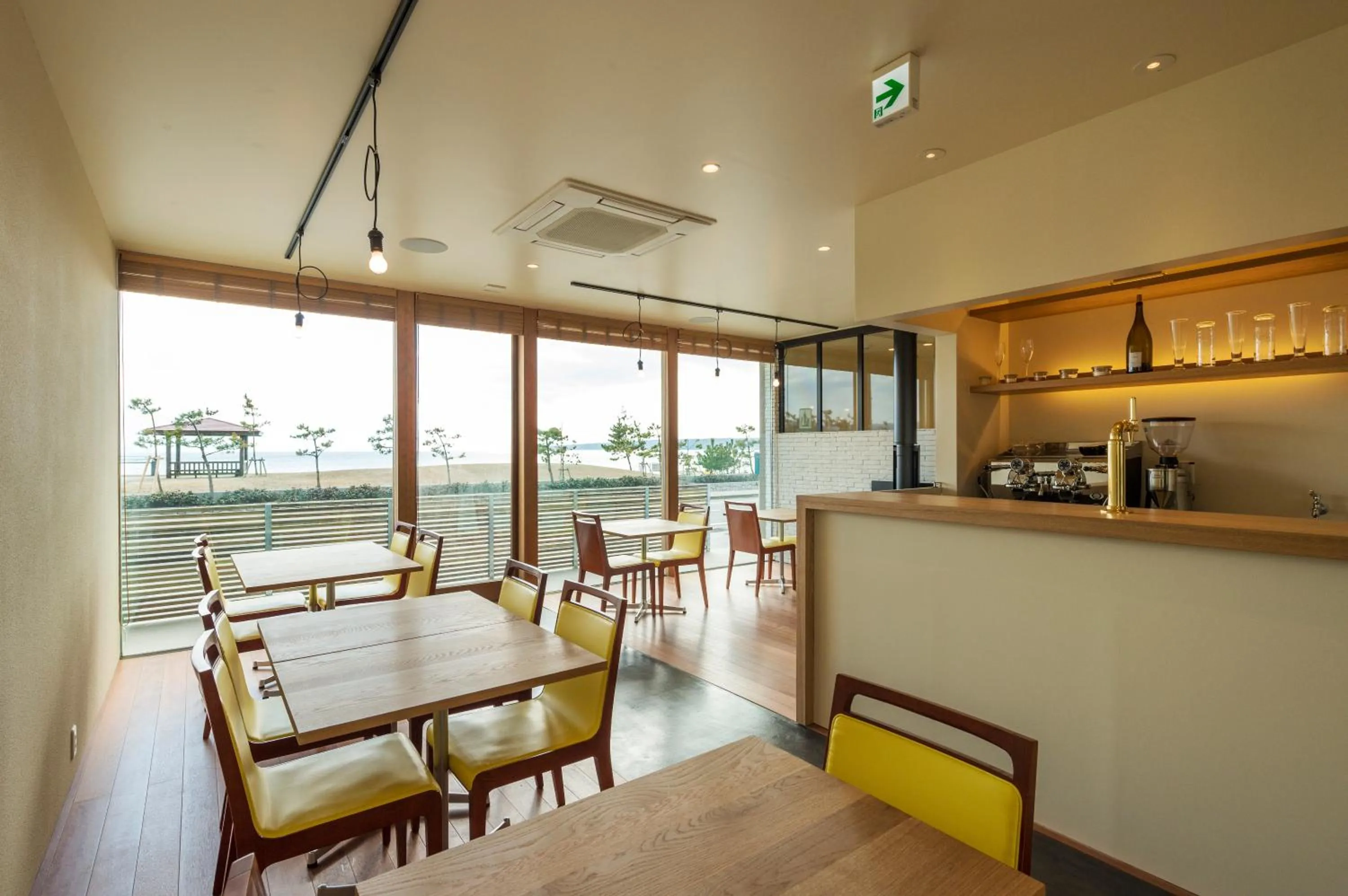 Restaurant/places to eat in Guest Villa on the BI-CHI