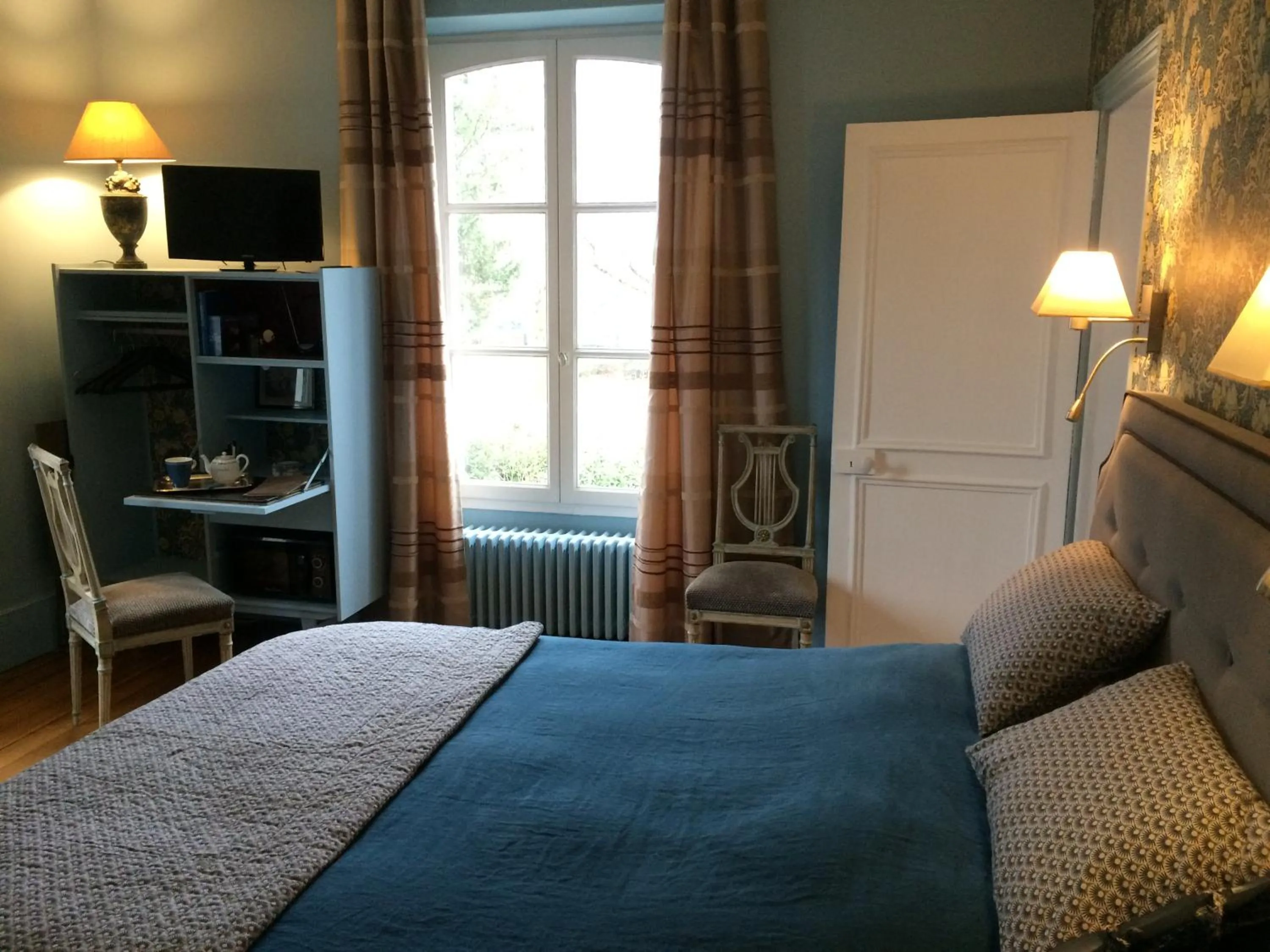 Bedroom in Le Clos des Princes
