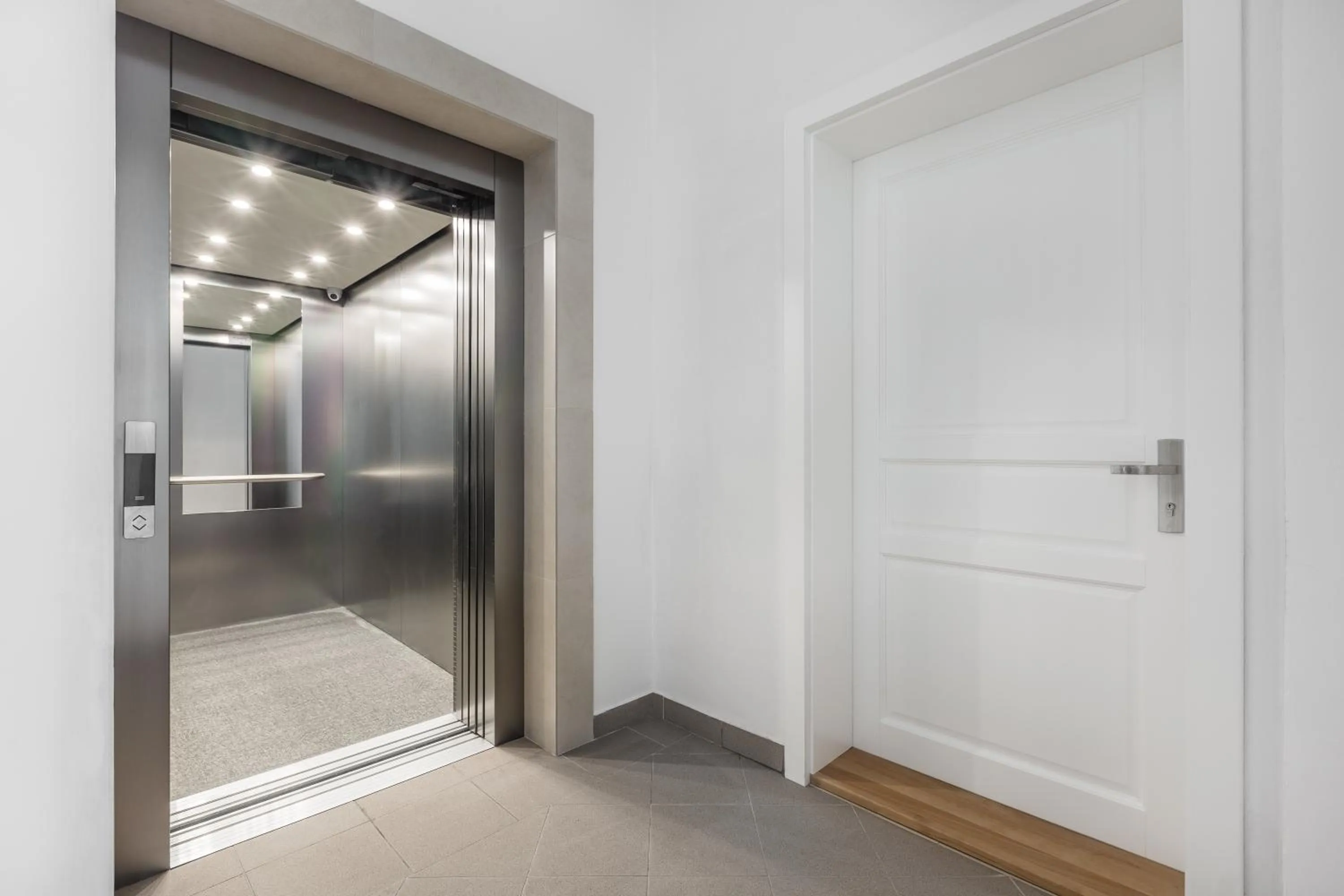 Property building in Aparthotel Platinum