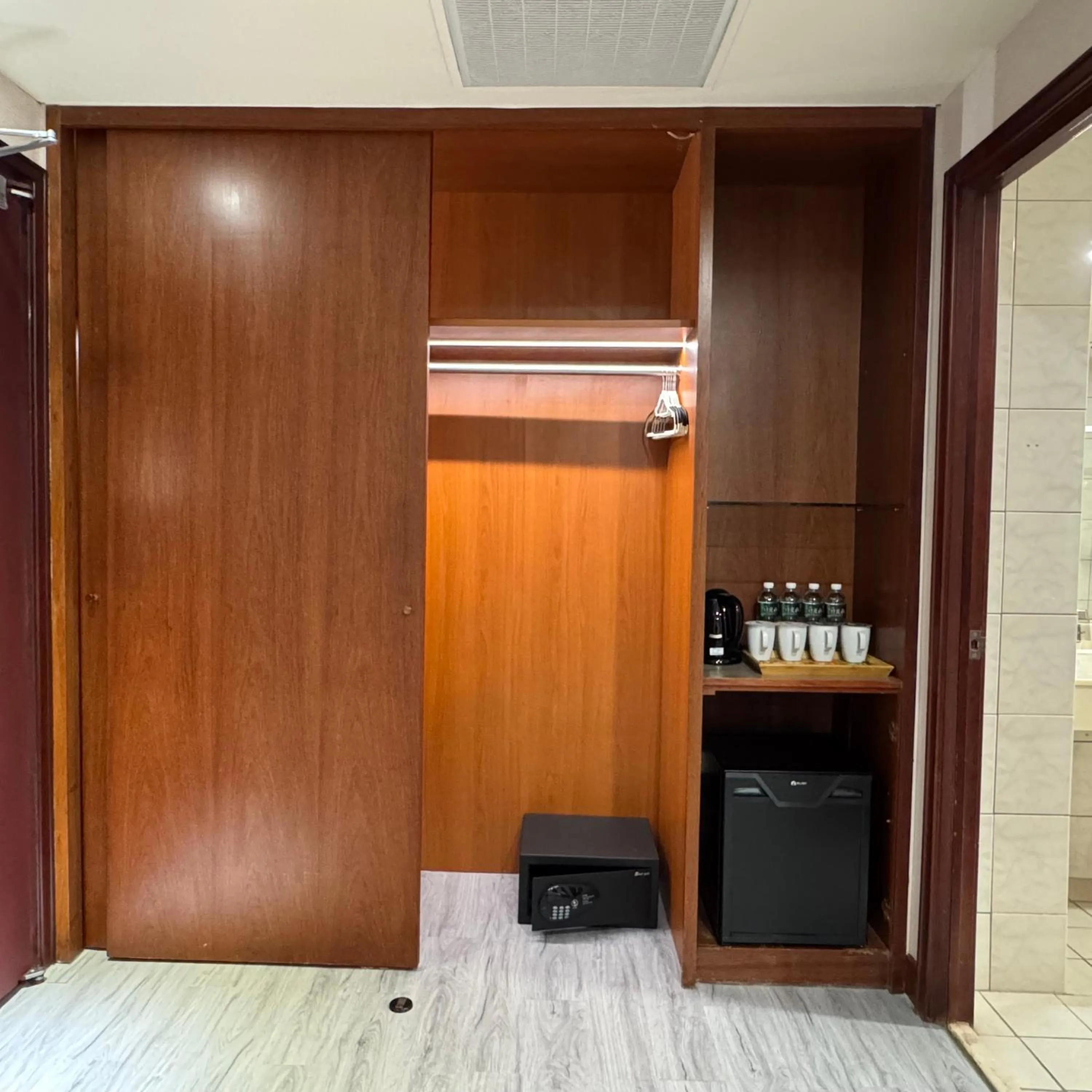 minibar in XinsheHotel - Chungli